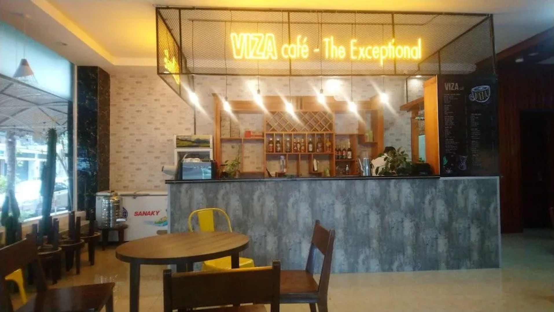 Khach San Vinh Plaza