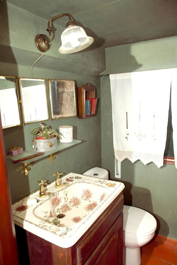 House With 5 Bedrooms in Pontevedra, With Enclosed Garden