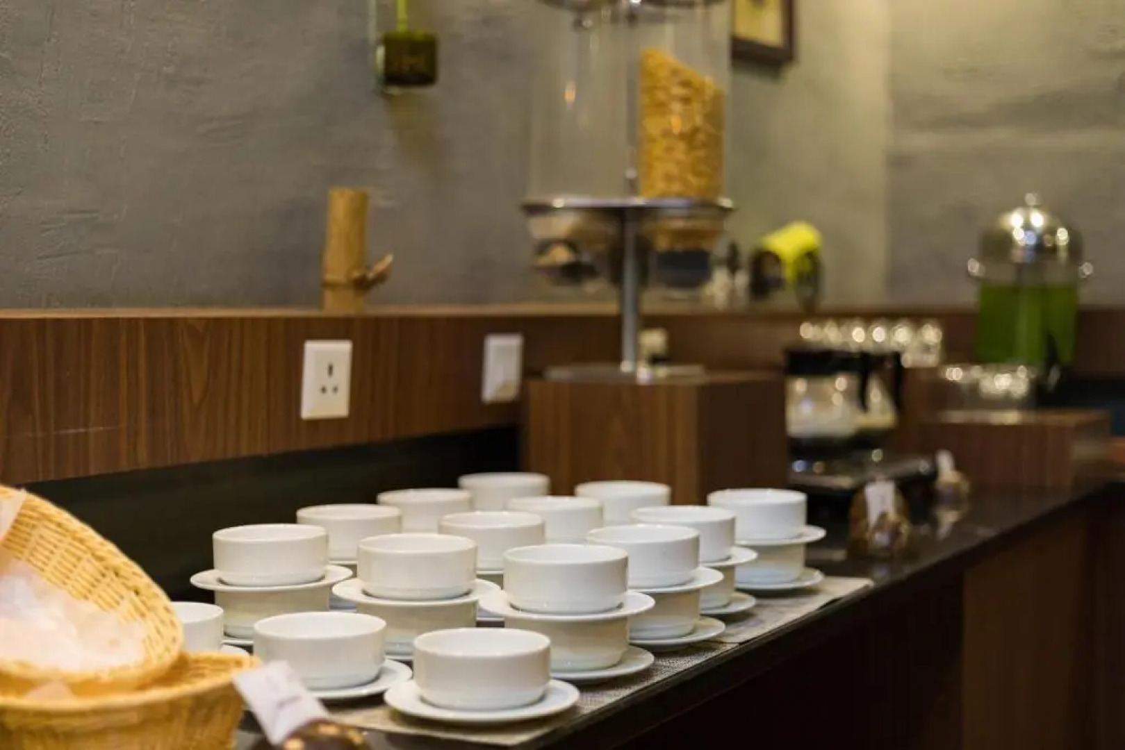 The Mountain Courtyard Thekady