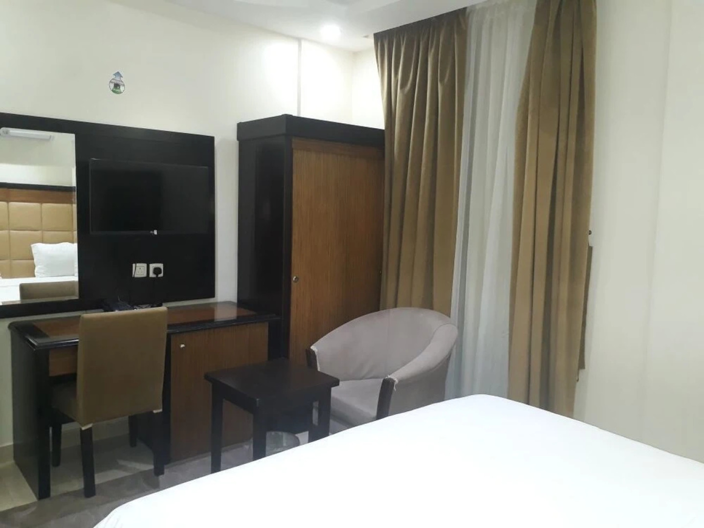 Muraysi Hotel Apartments