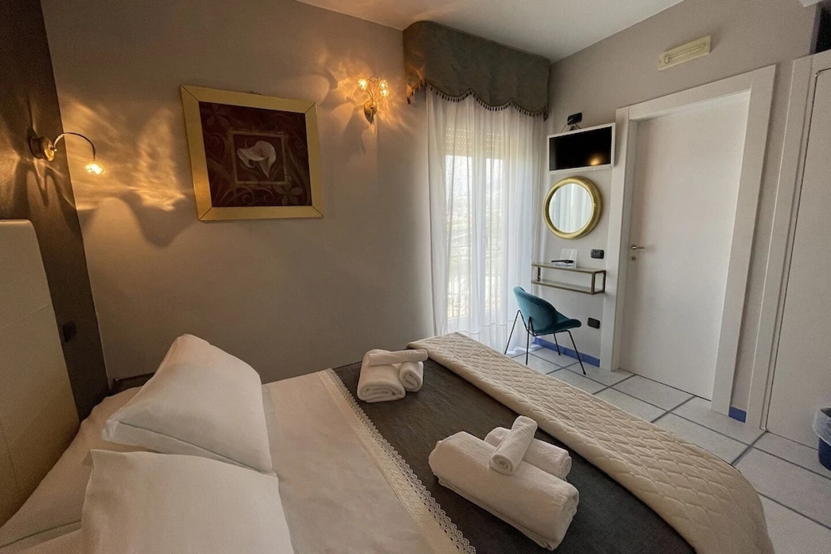 Paradiso Hotel