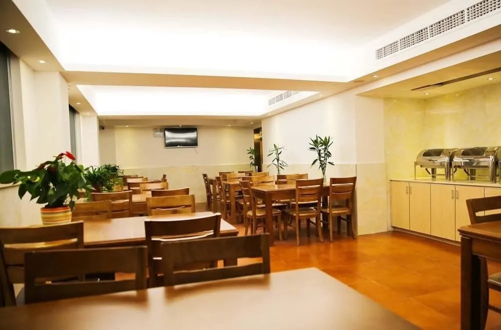 Suichang Hailun Baina Hotel