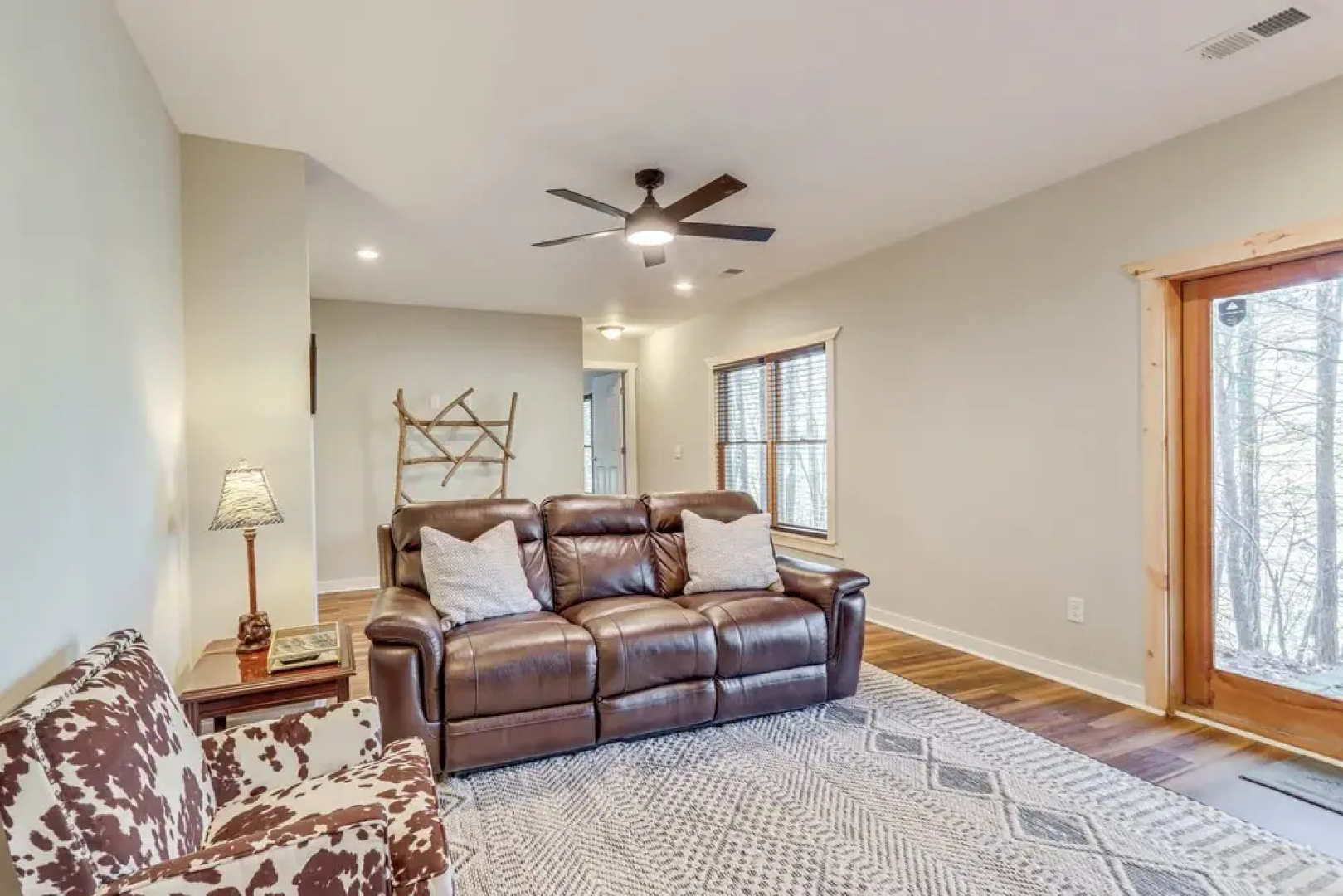 Peaceful Ellijay Cabin: Pool Access & Resort Perks