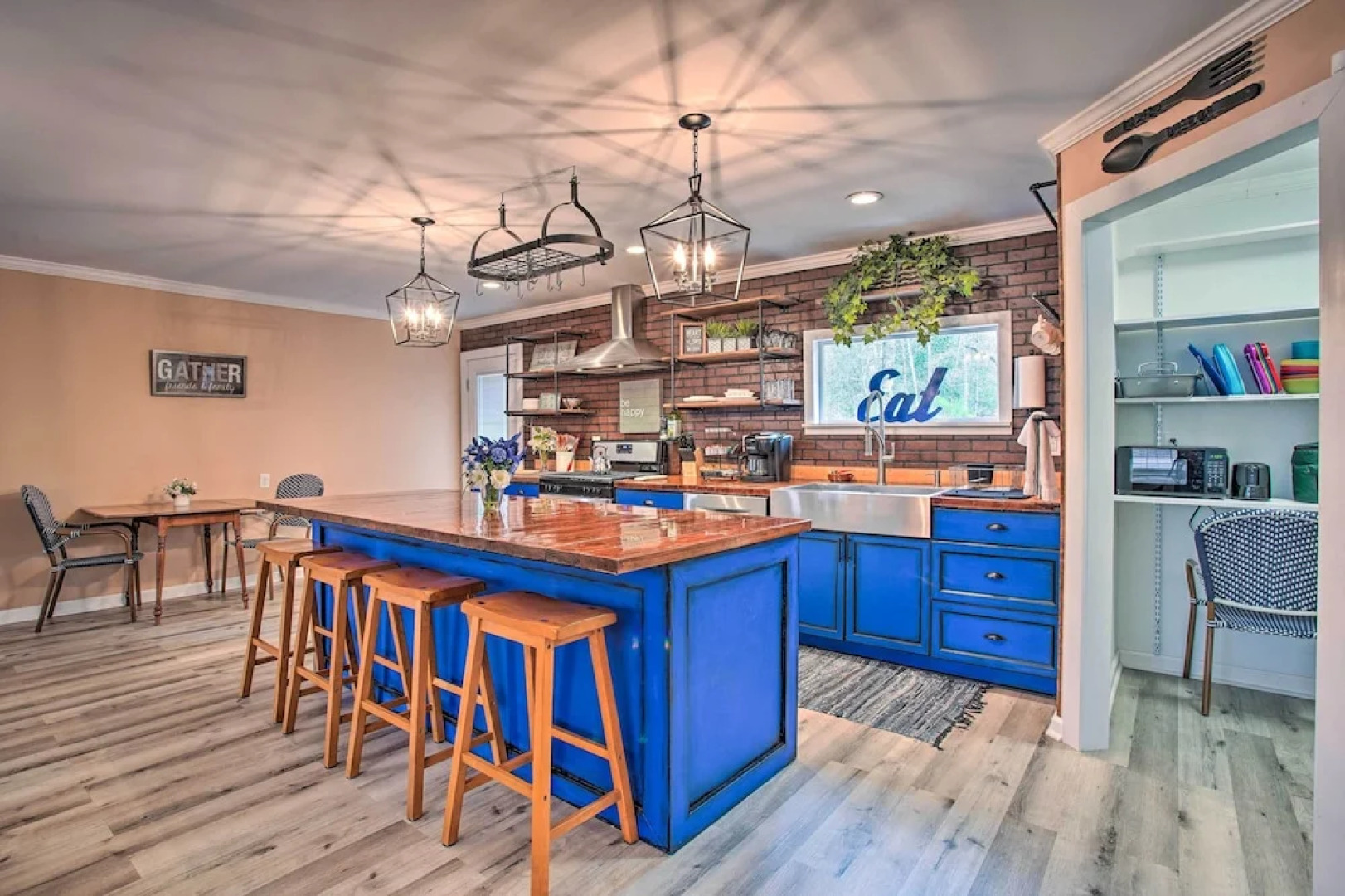 Charming Retreat on 20 Acres w/ Private Lake!