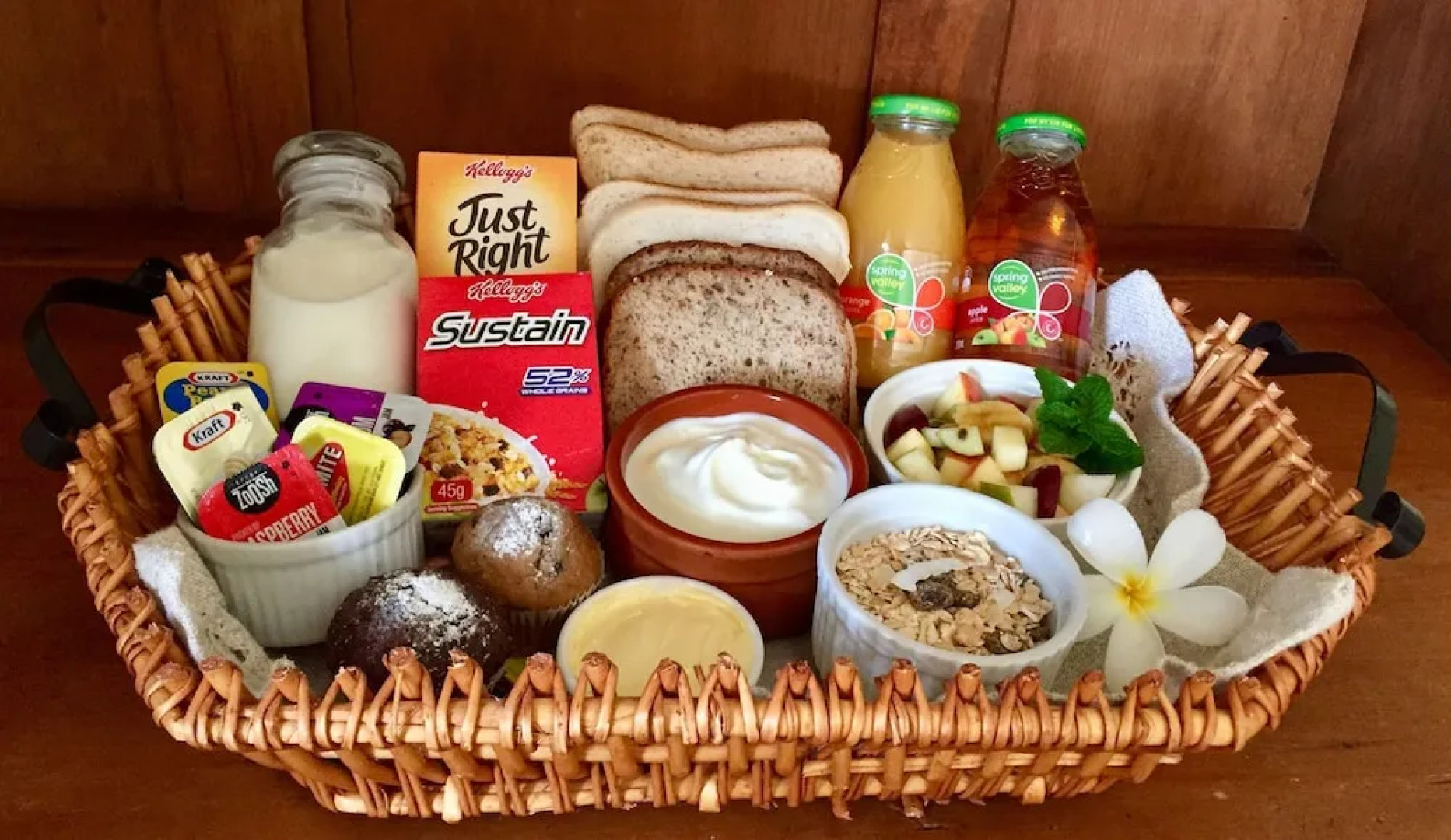 Birds 'n' Bloom Cottages