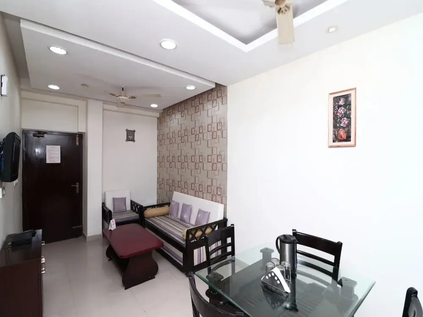 OYO 5189 Hotel East Lite