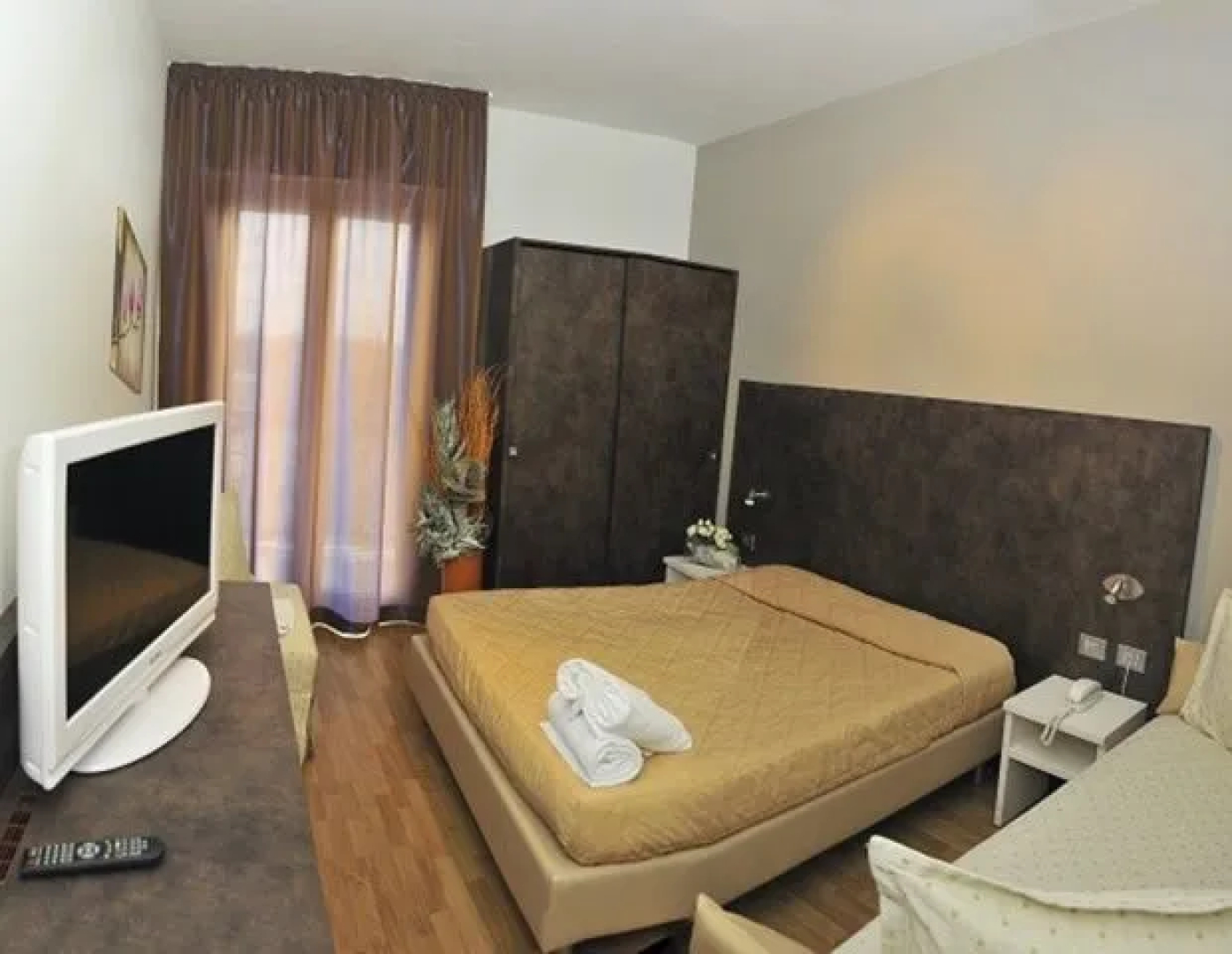 Hotel Sabrina Village