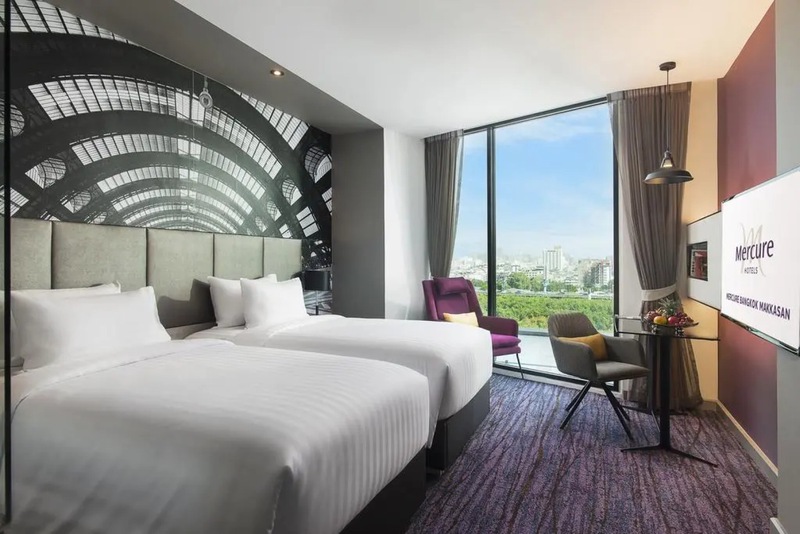Отель Mercure Bangkok Makkasan