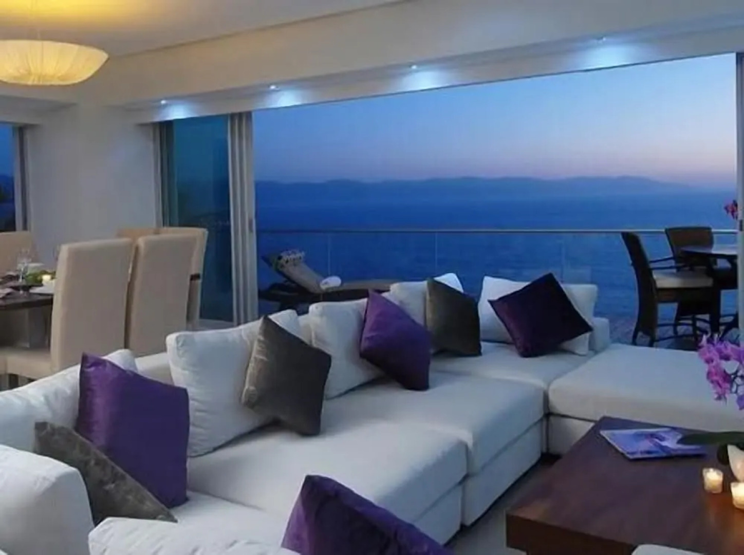 Unlimited Luxury Villas - Icon Vallarta Condo