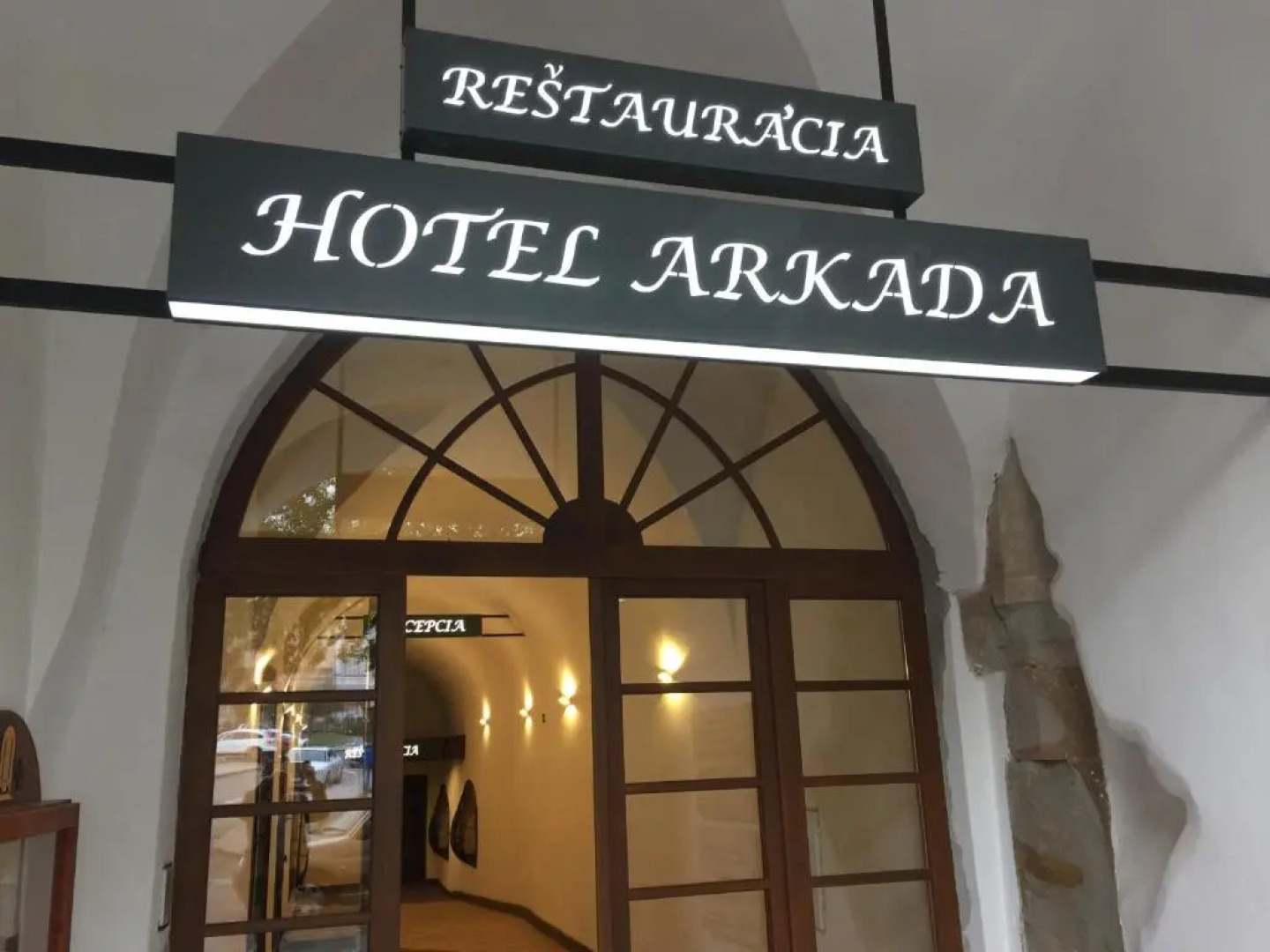Arkada Hotel