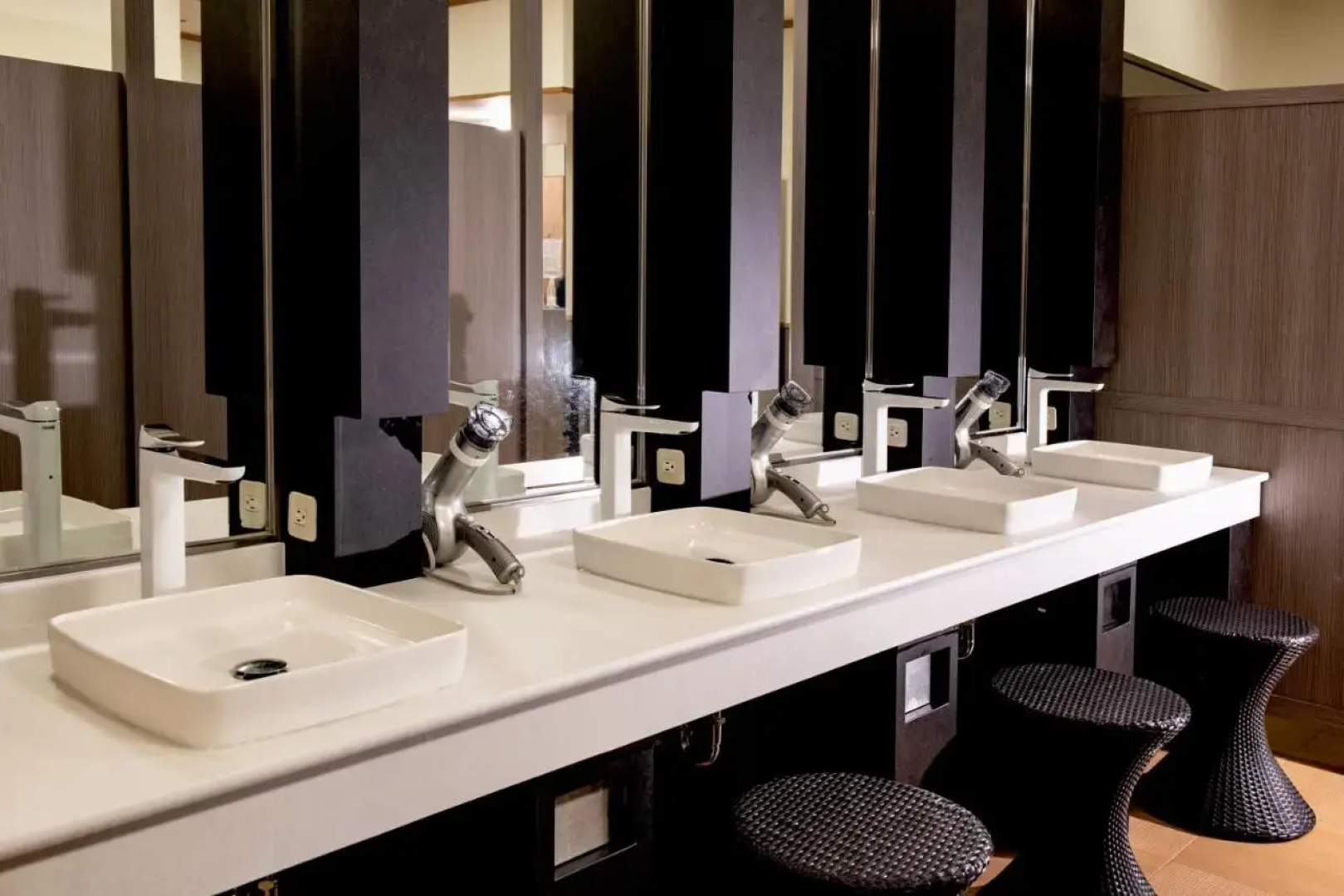 Natural Hot Spring Premier Hotel CABIN Asahikawa