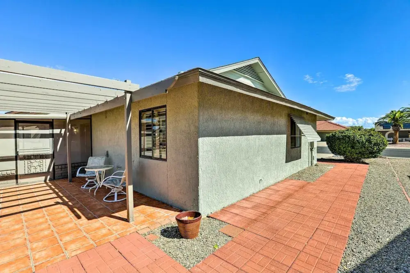 < 1 Mi to Golf: Home w/ Screened Porch in Sun City