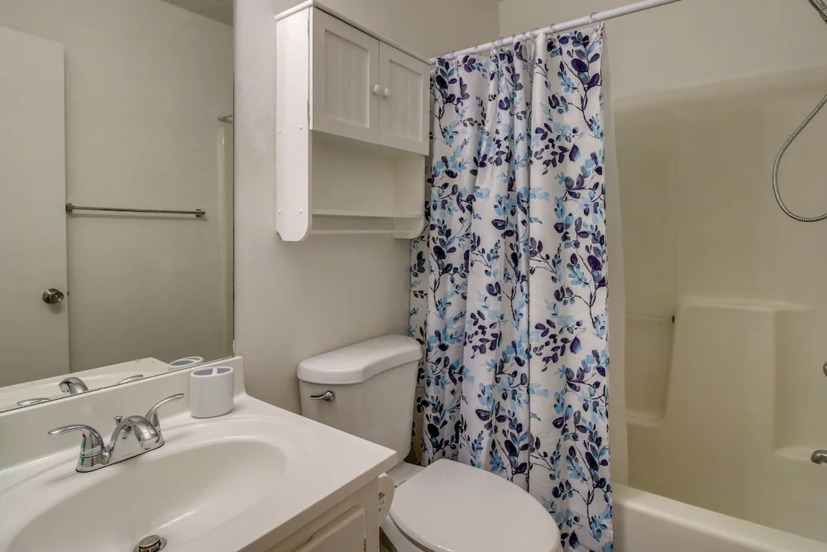 Savannah Vacation Rental ~ 8 Mi to River Street!