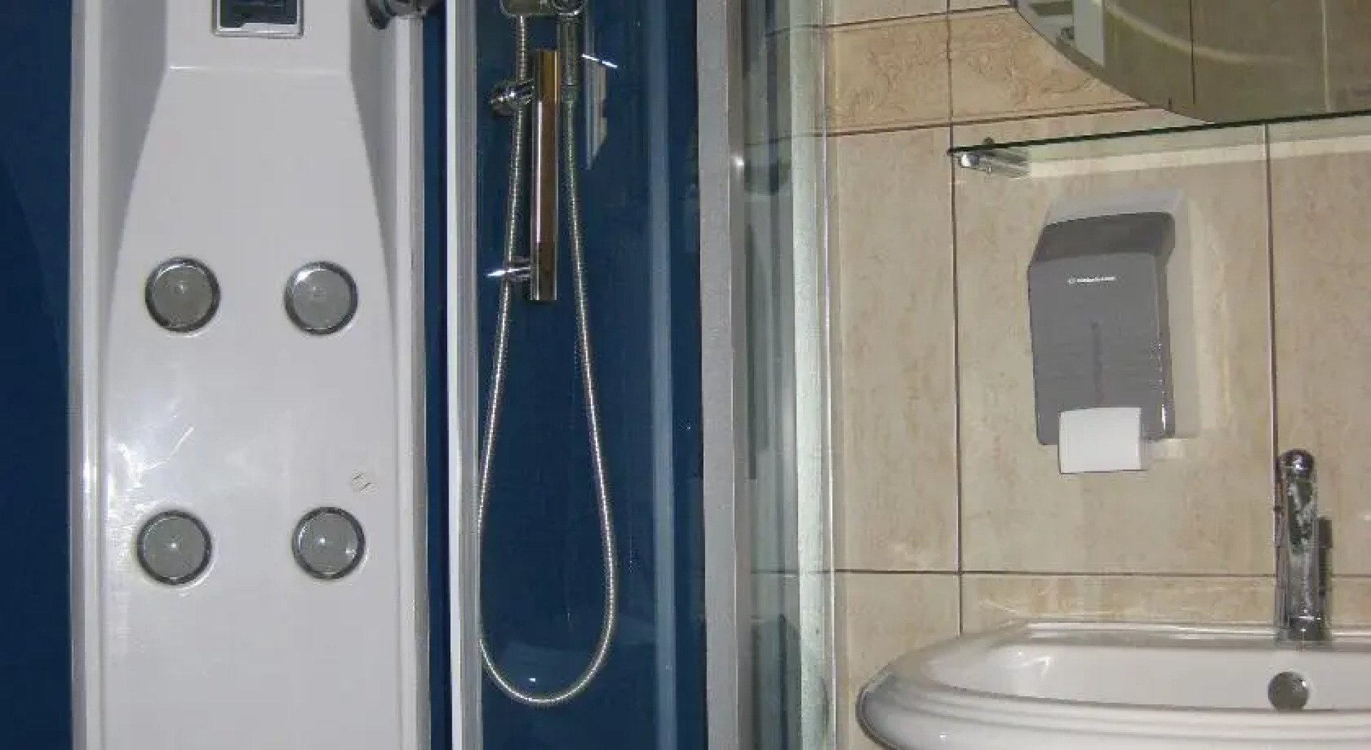 Apartments Šarović