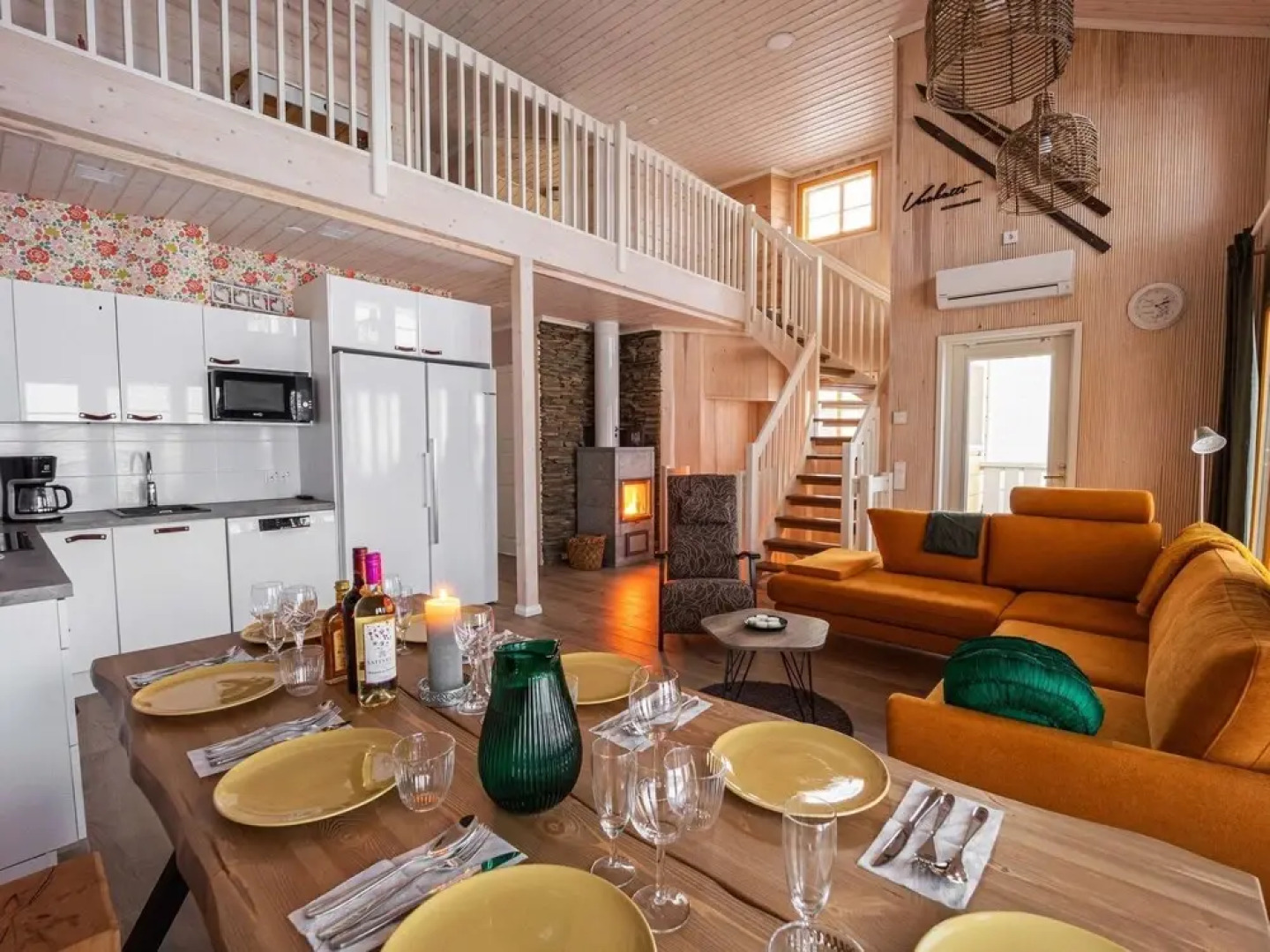 Villaroosa Hyv l Nkyl