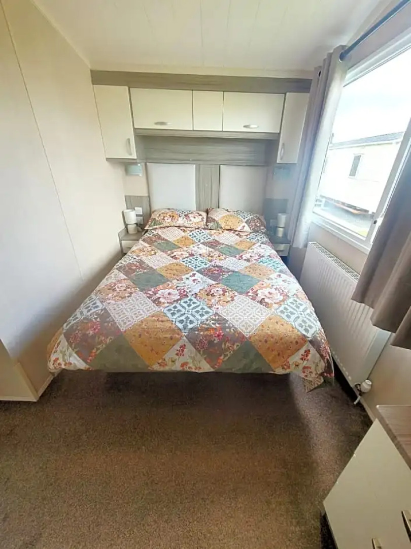 Golden Palm Getaway's PG143