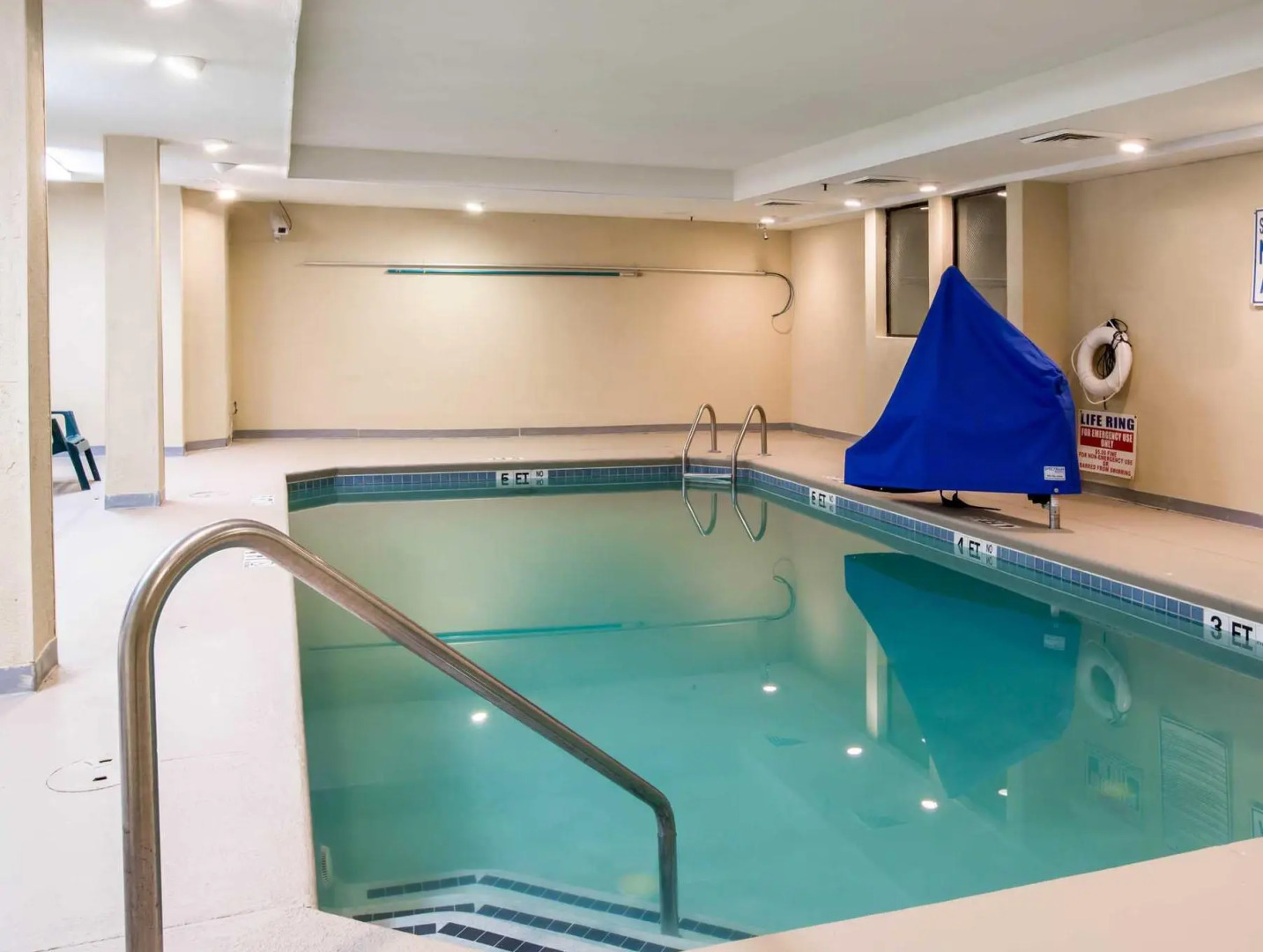 Rodeway Inn Austell Six Flags