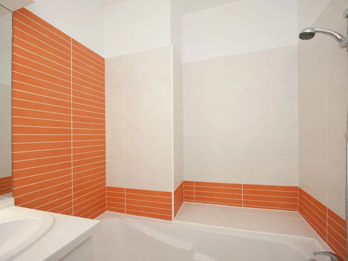 Comfortable Villa near Sea in Aigues-Mortes