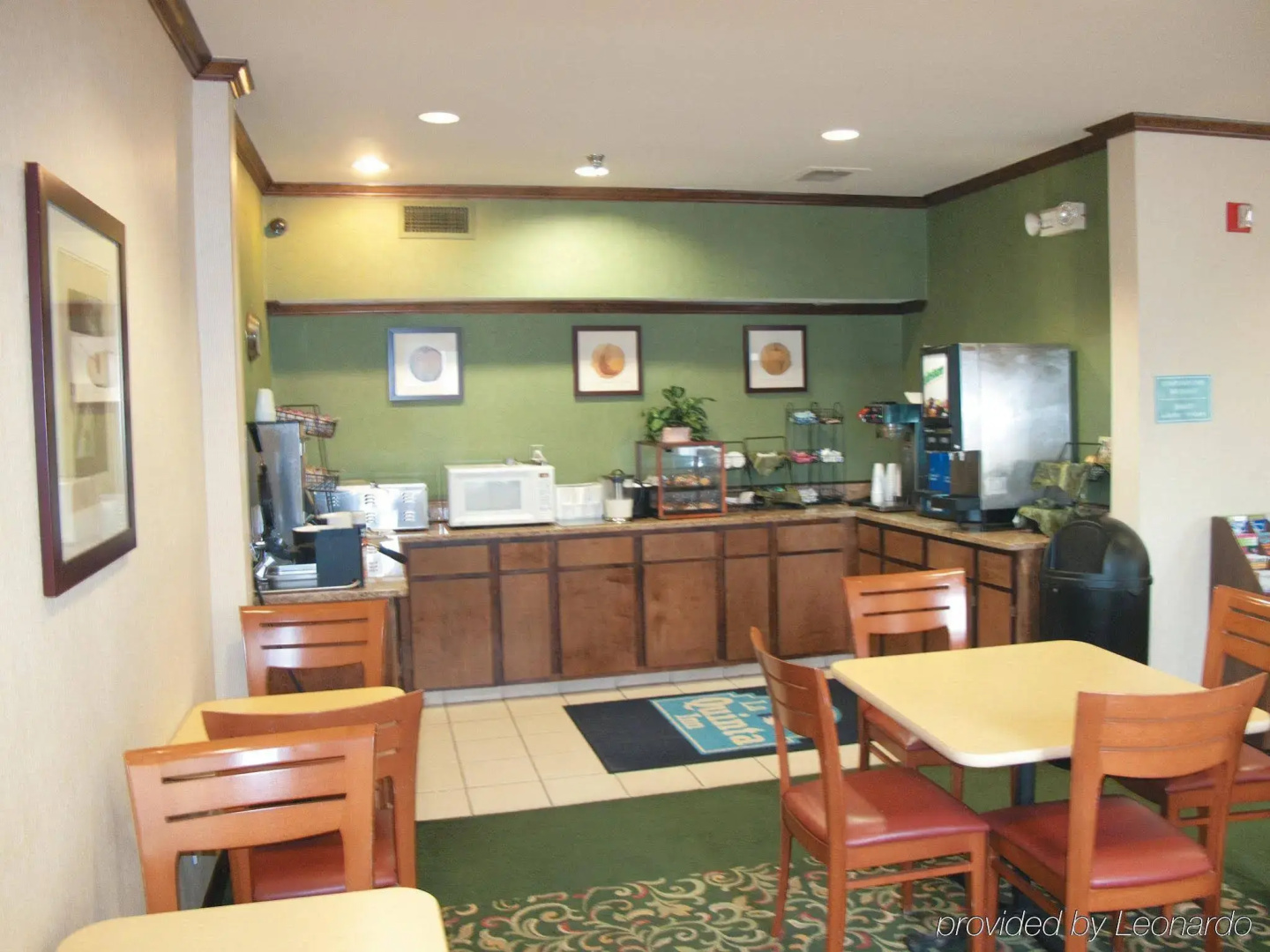 Eagles Nest Inn