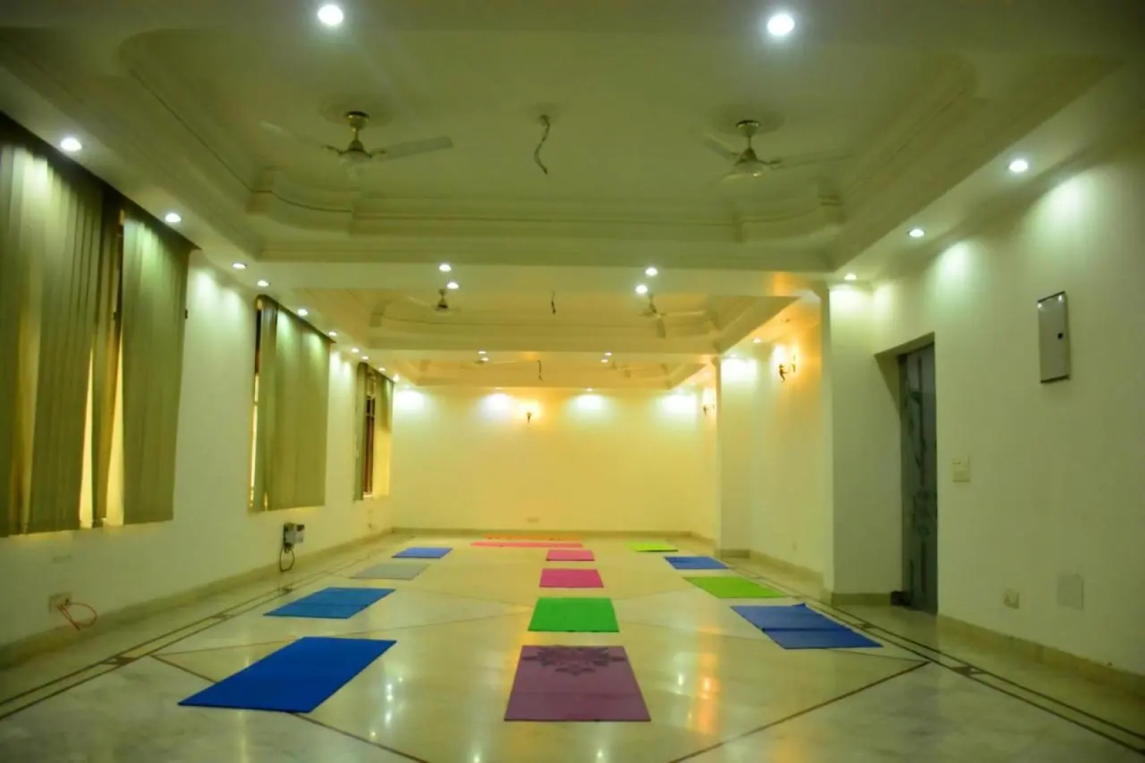 Hotel Vasundhara Palace Rishikesh