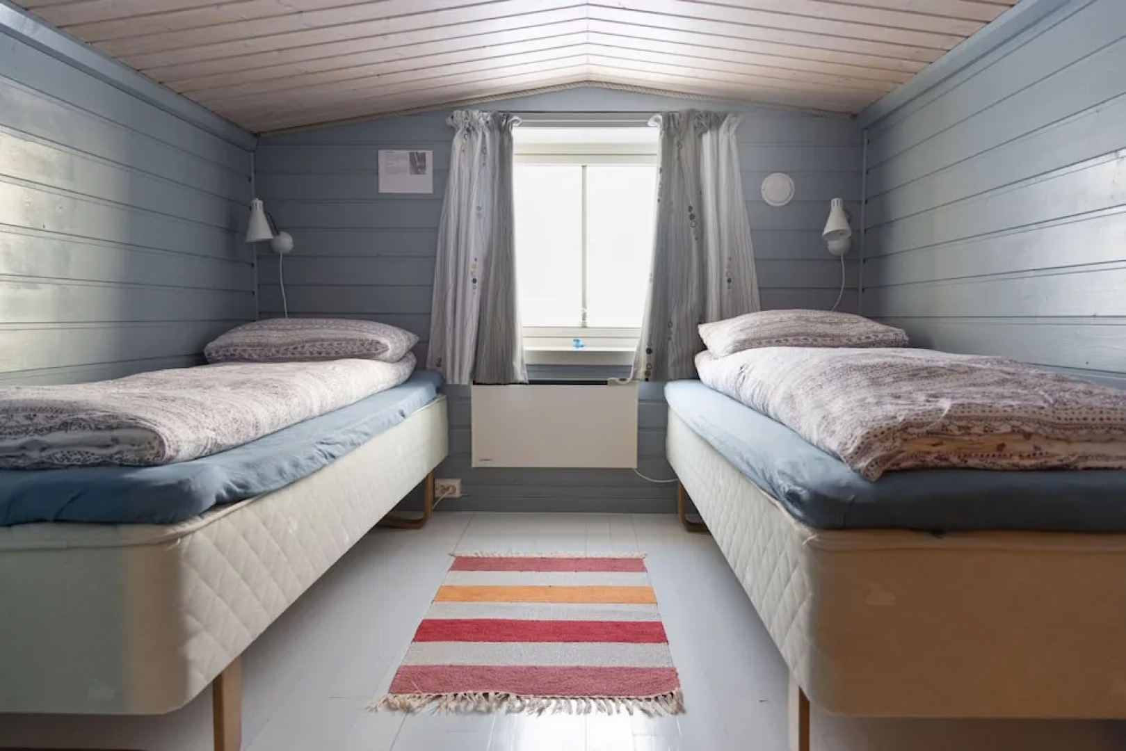 Ekker Island Arctic Lodge