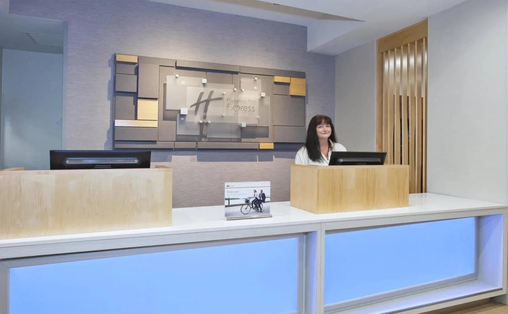 Holiday Inn Express Hotel & Suites Niles by IHG