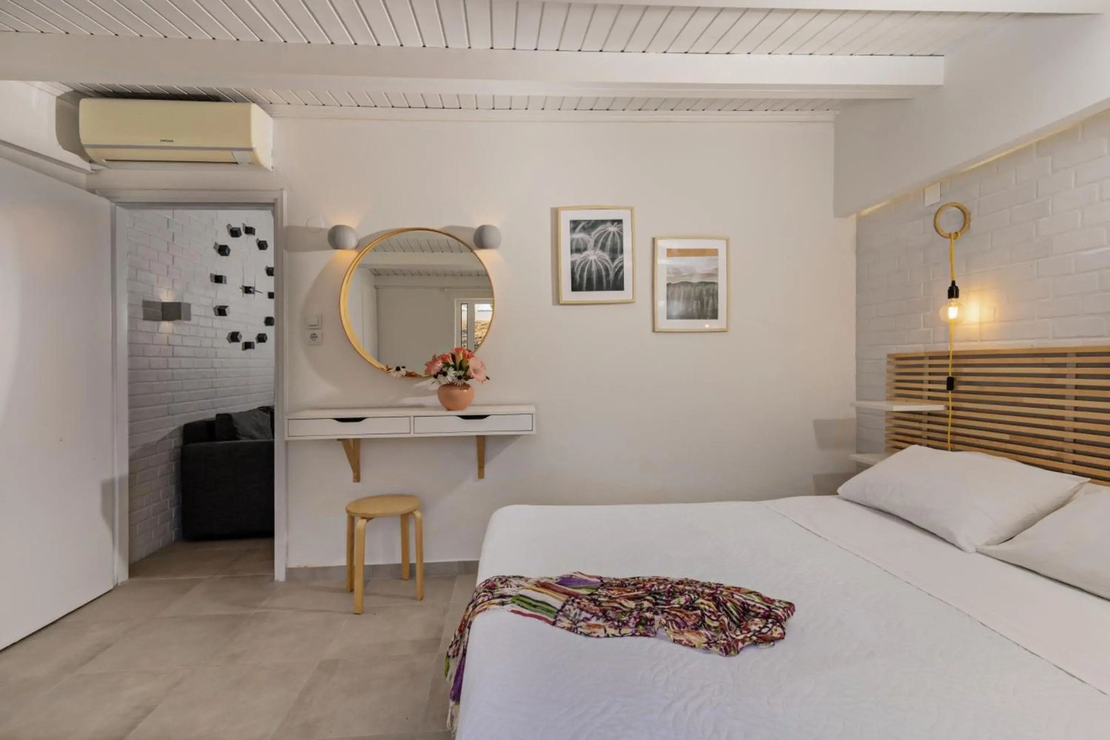 Castello Apartments