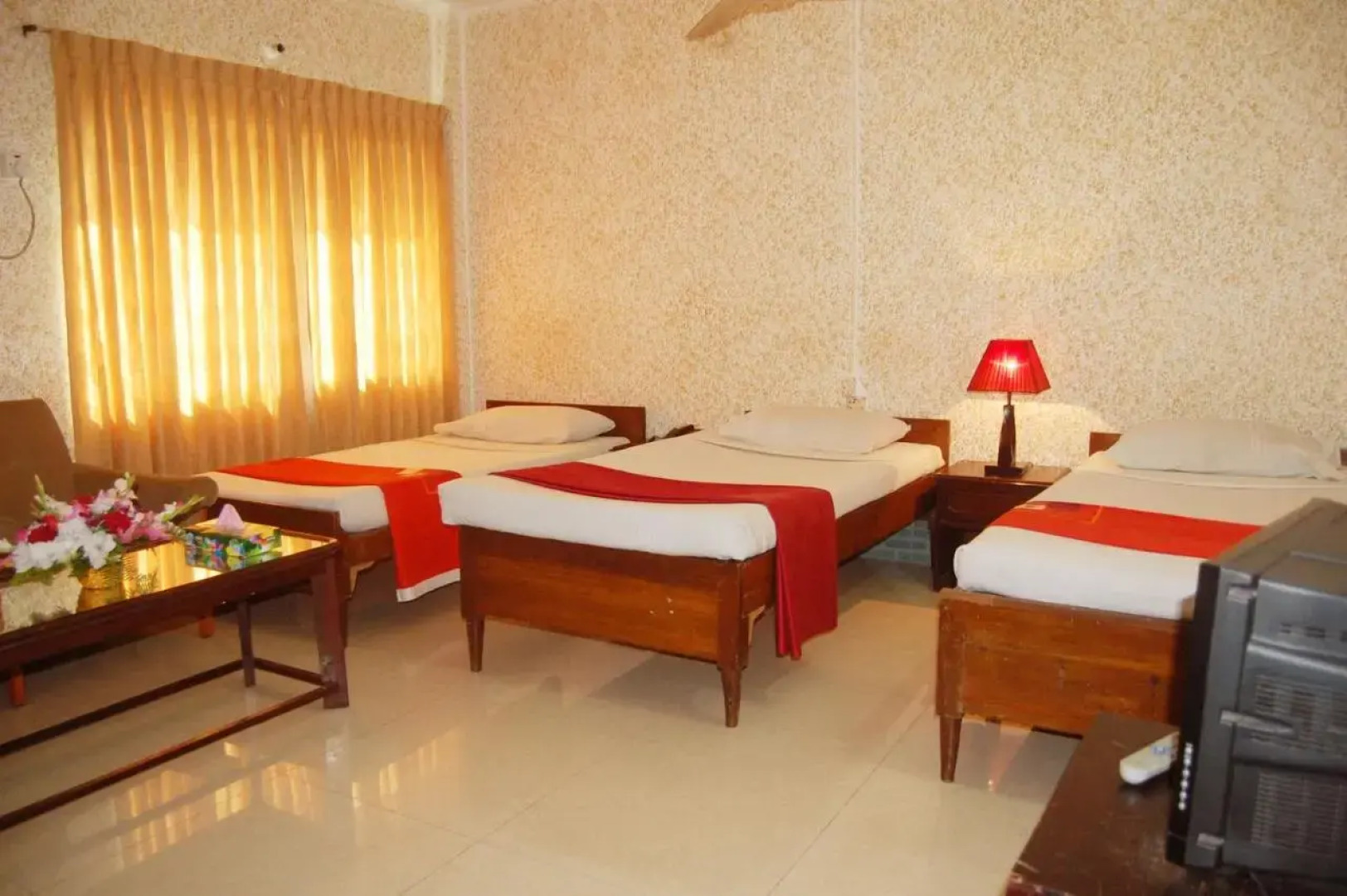 Hotel Swiss Garden International