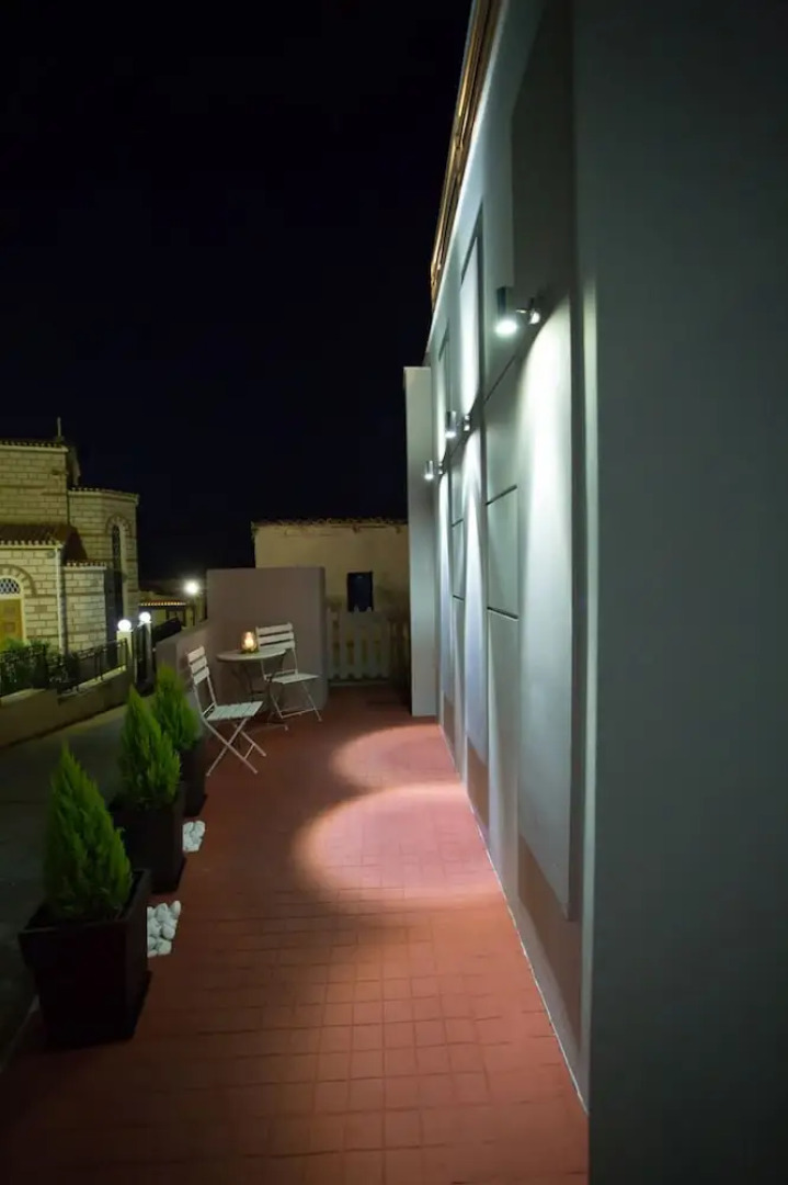 Apollonio Upper View Suites