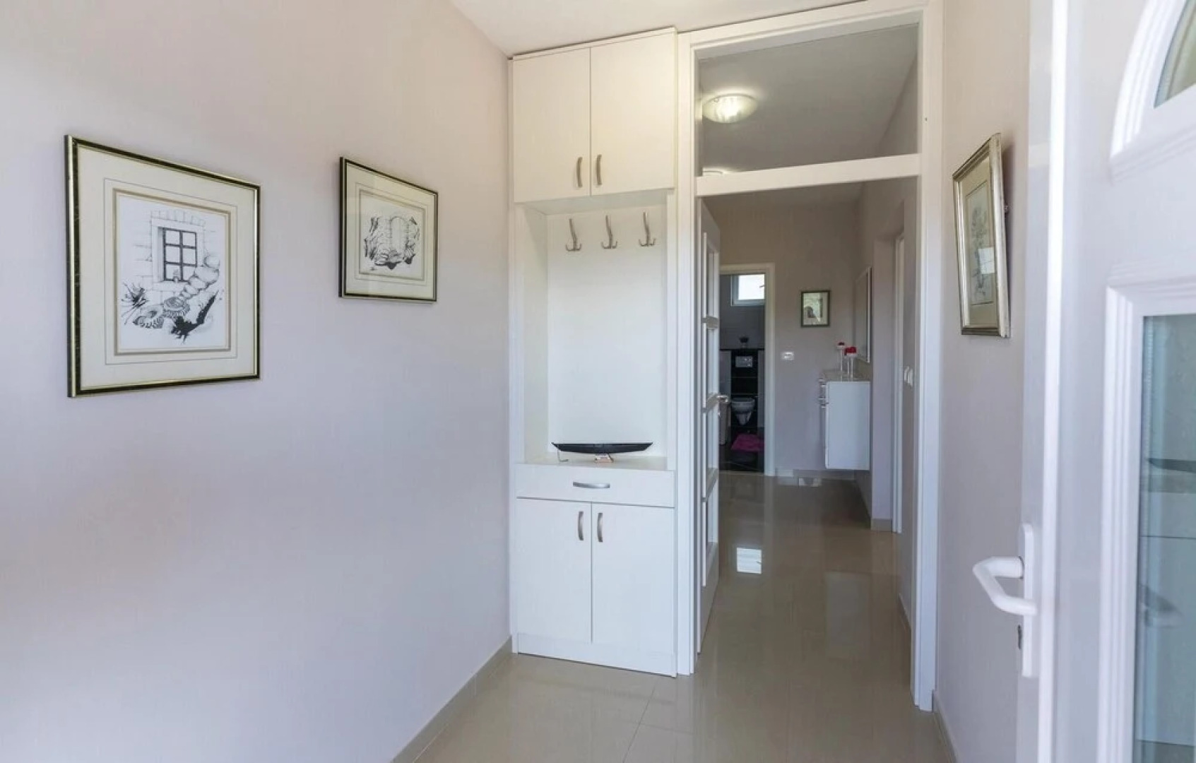 Stunning Home in Bacina With 4 Bedrooms, Wifi and Outdoor Swimming Pool