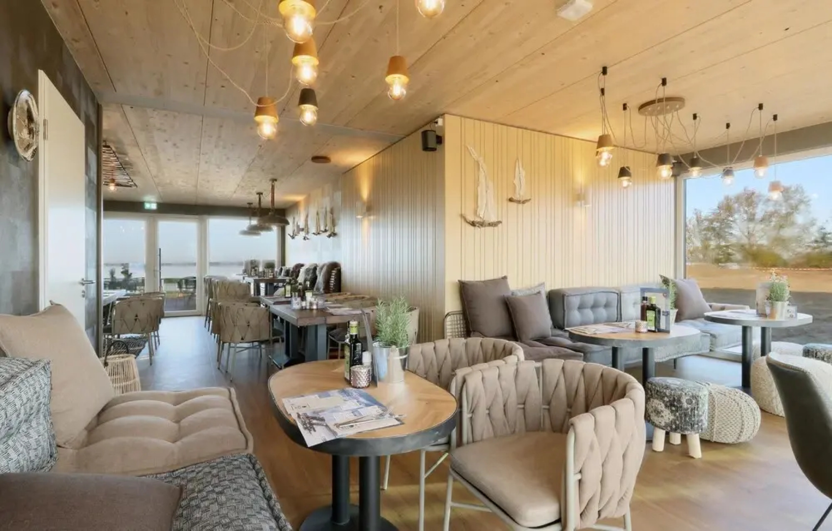 Amazing Apartment in Lembruch/dümmer See With 2 Bedrooms, Wifi and Indoor Swimming Pool