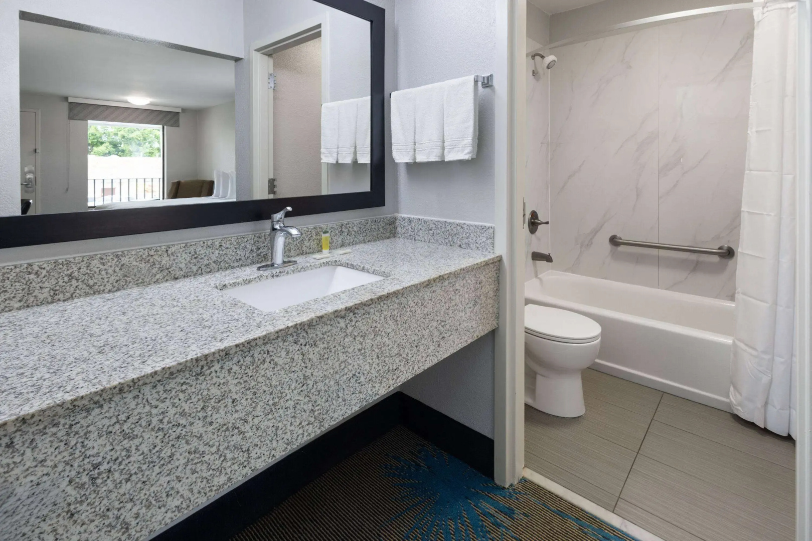 Days Inn by Wyndham Ladson Summerville Charleston