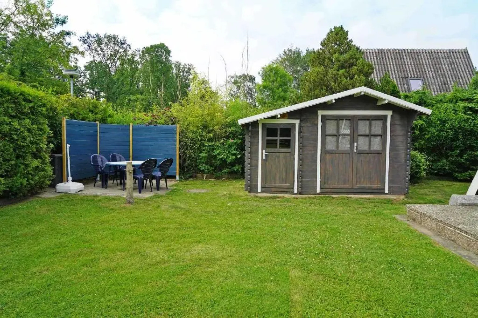 Zeltdachhaus mit W_LAN _ 2 x TV