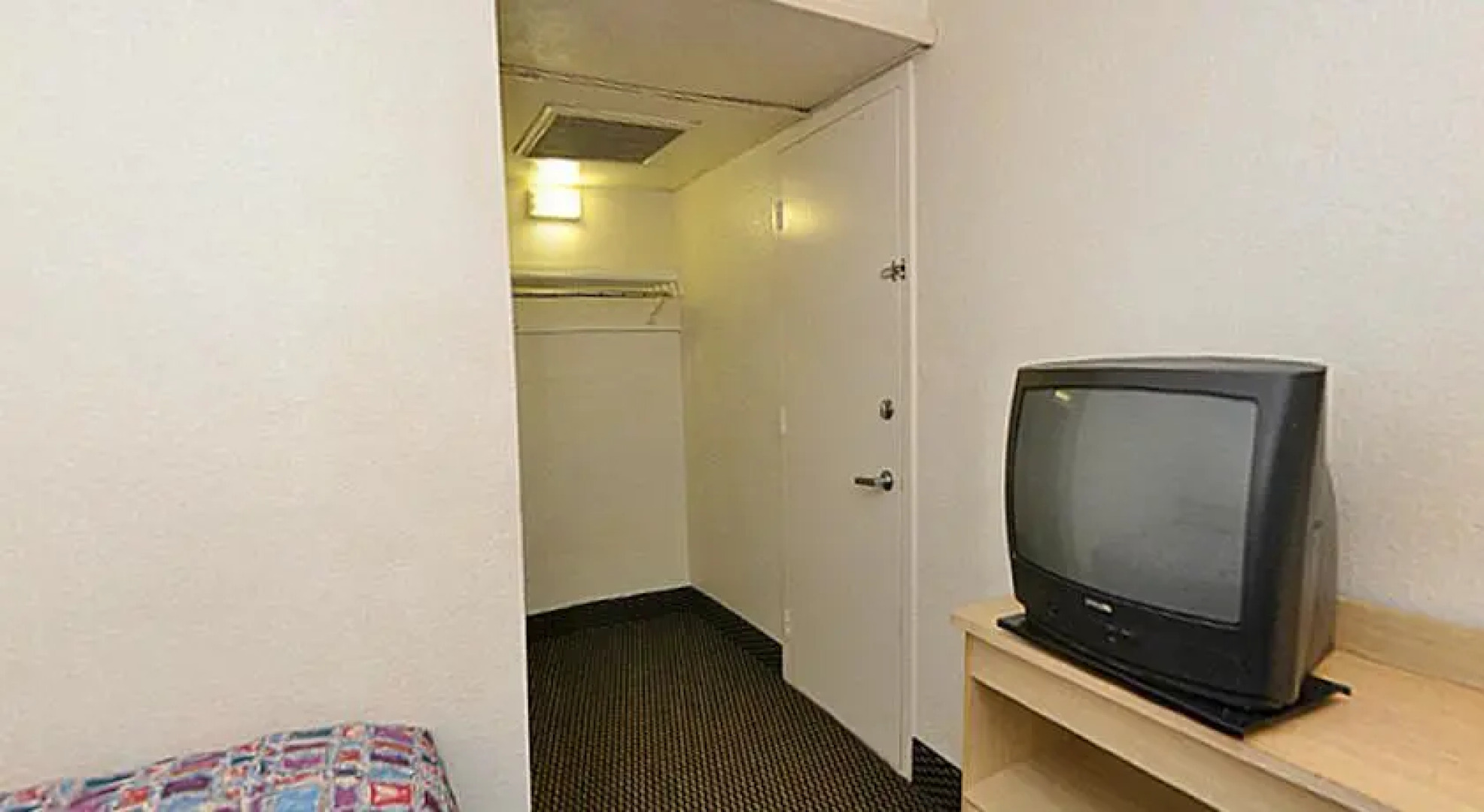 Americas Best Value Inn - St. Louis/North