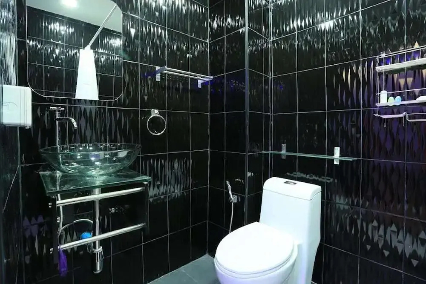 V Condo Chaengwattana