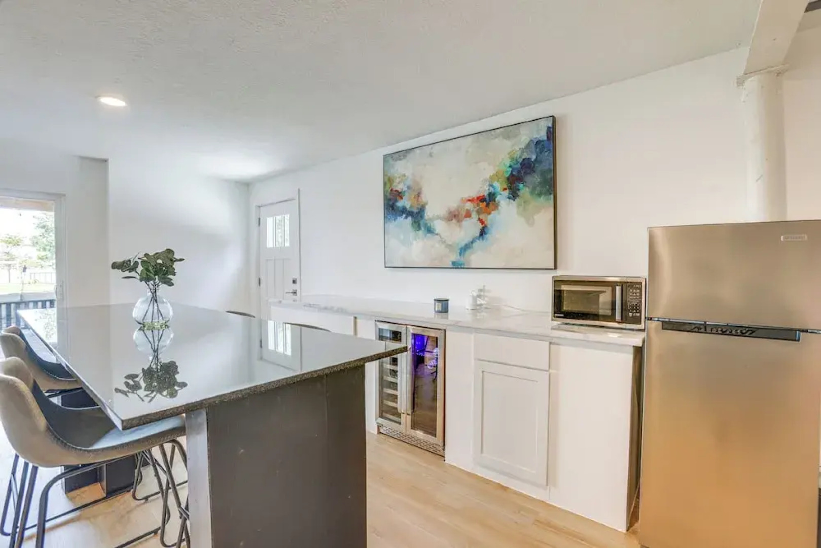 Willis Waterfront Home w/ Deck on Lake Conroe!