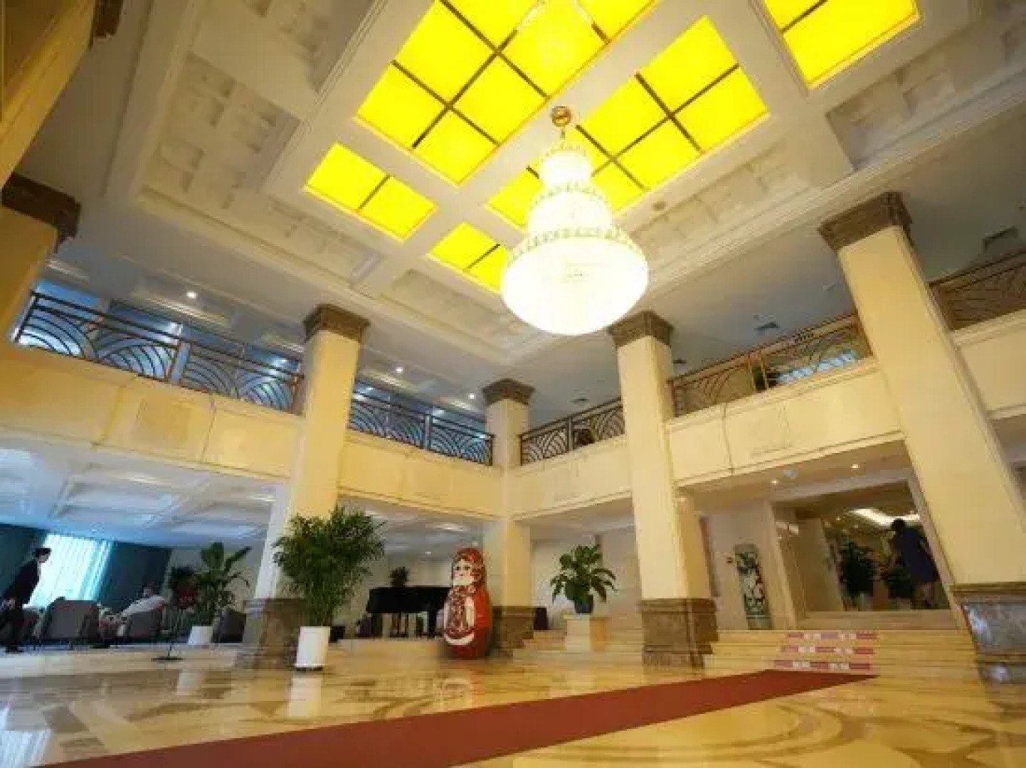 Tumenjiang Business Hotel