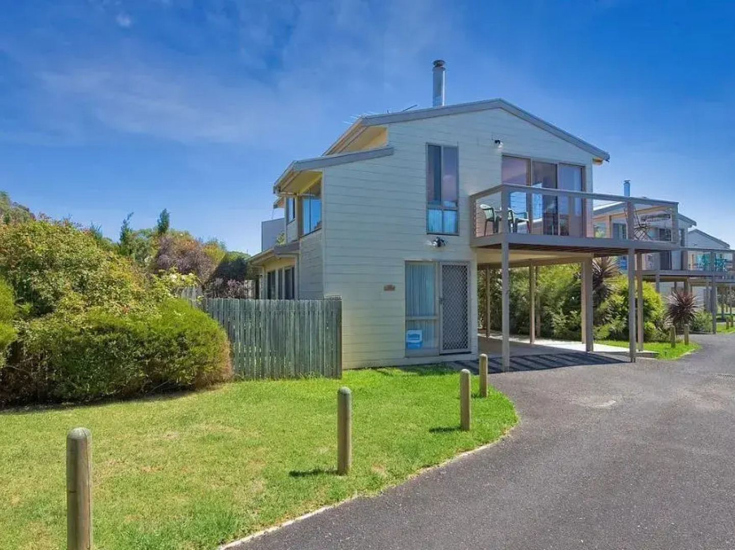 Coral Reef Holiday House