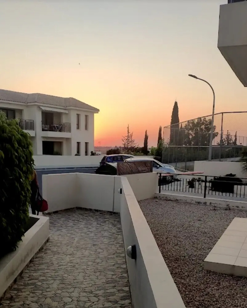 The Lob Star Apartment