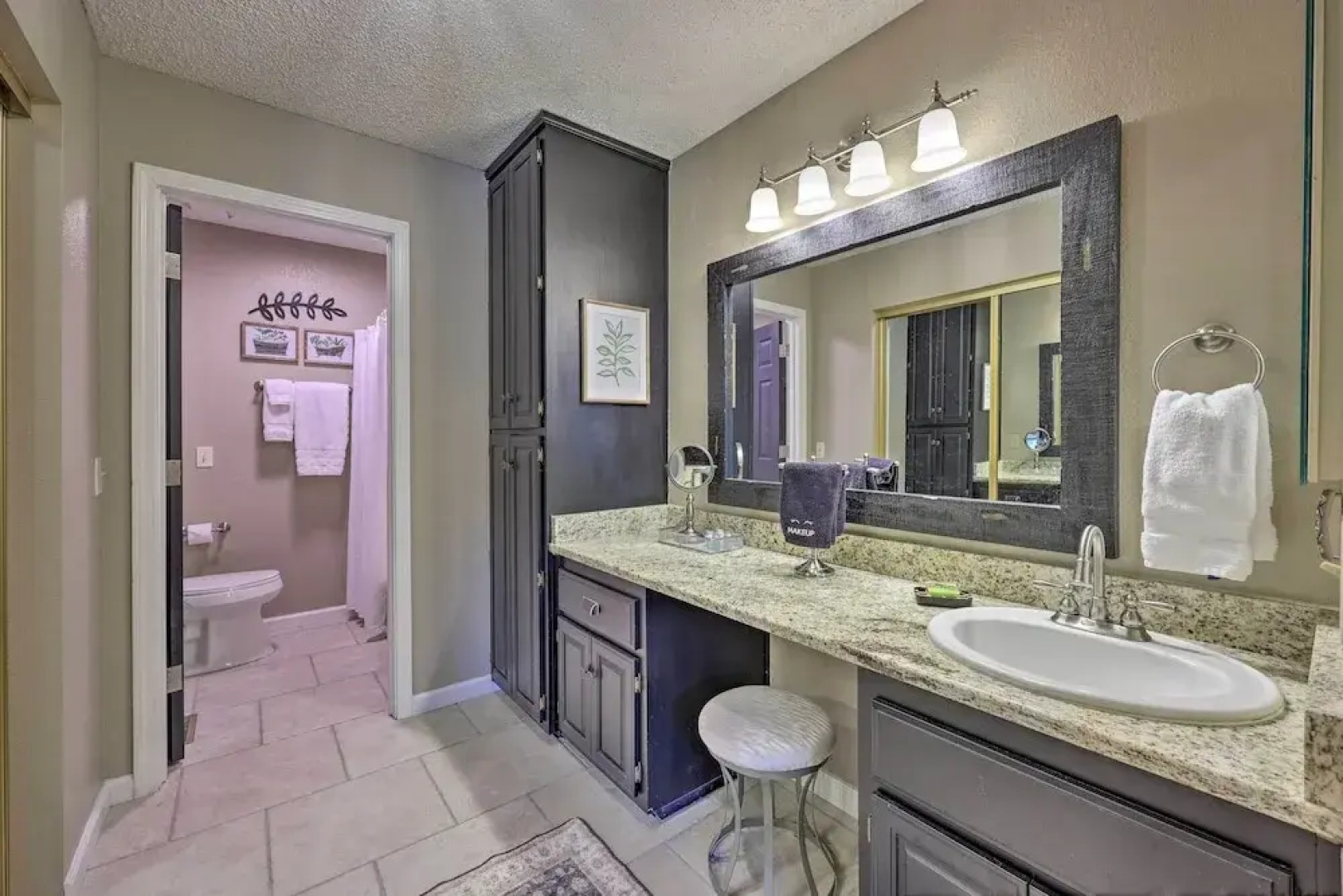 Bella Vista Home w/ Deck + Trails: On Golf Course!