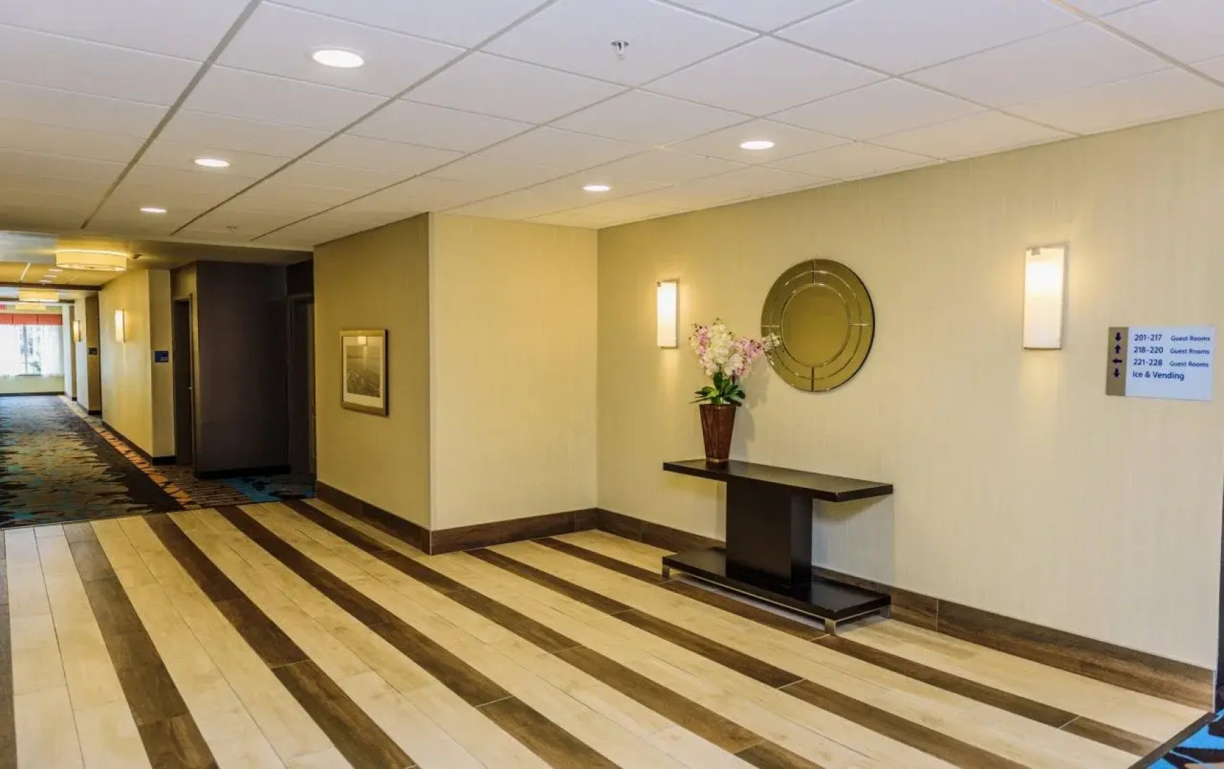 Holiday Inn Express Cheektowaga North East by IHG