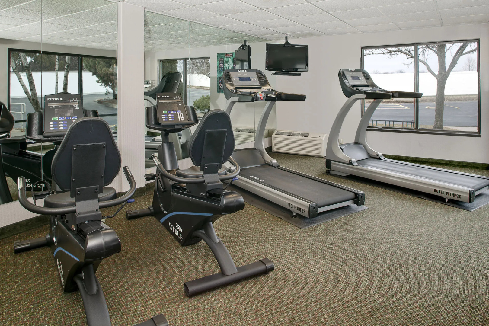 Holiday Inn Coralville Iowa City by IHG