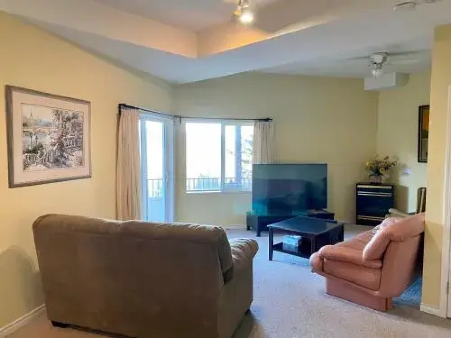 Mountain View Two Bedroom Suite