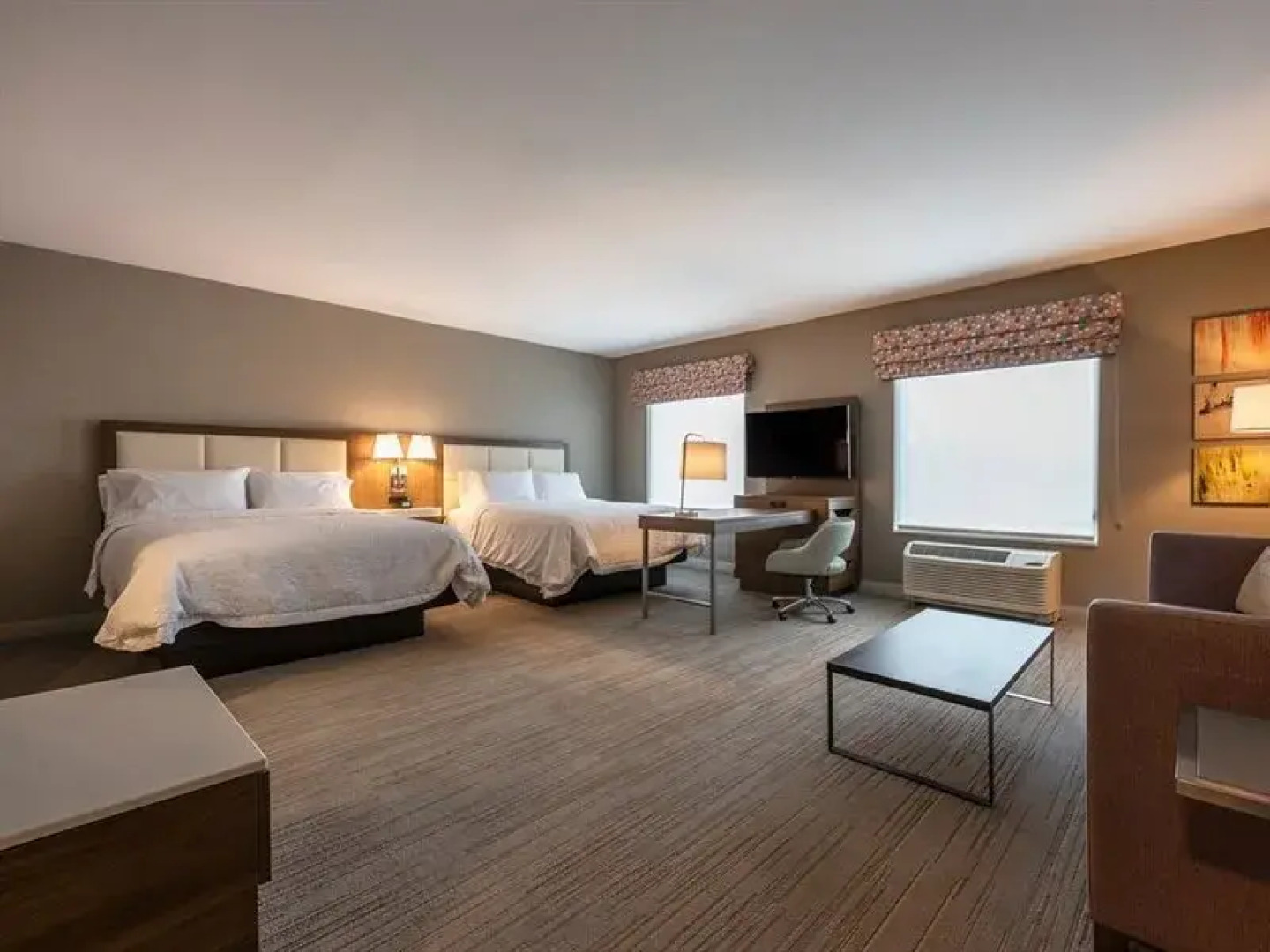 Hampton Inn & Suites Charlottetown