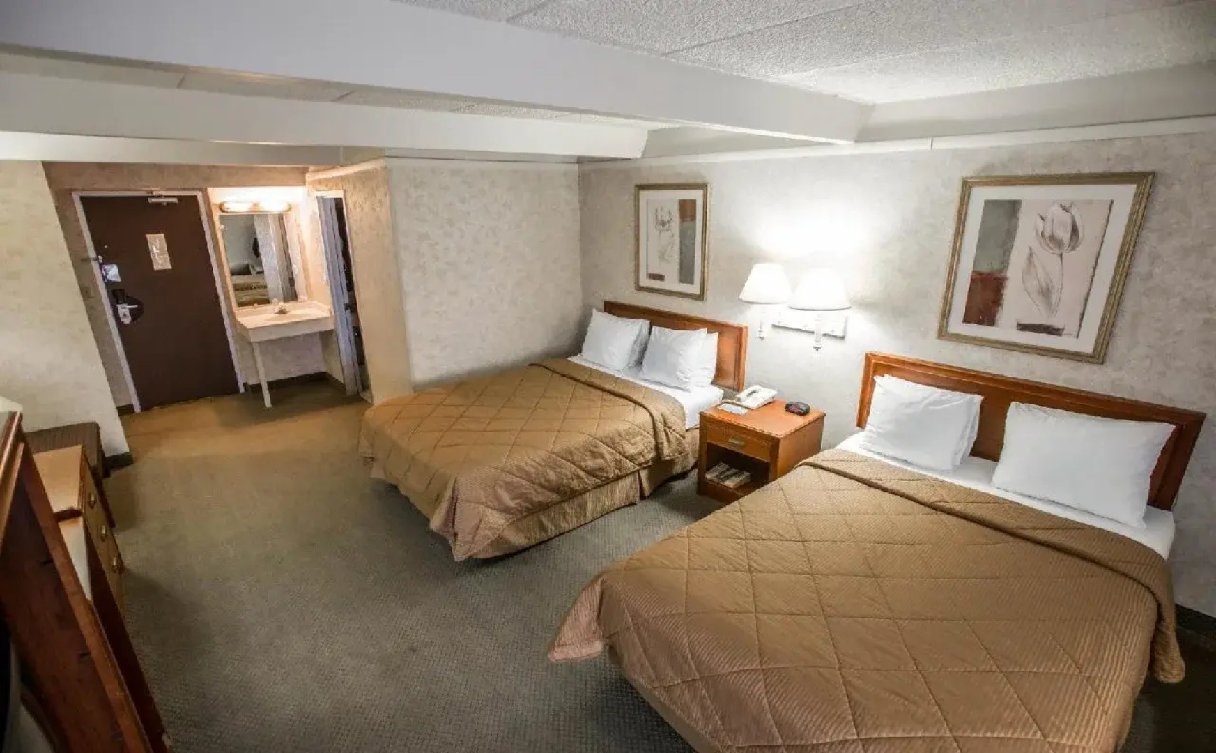 Days Inn by Wyndham Waukegan