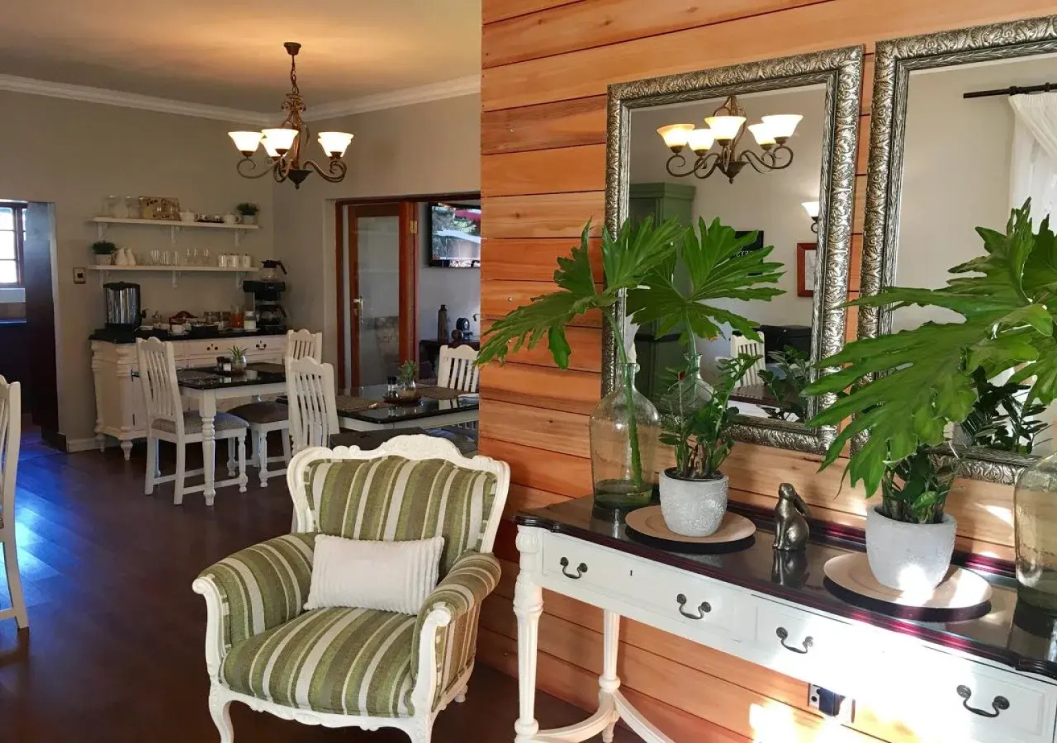 Dunvegan Execu Lodge