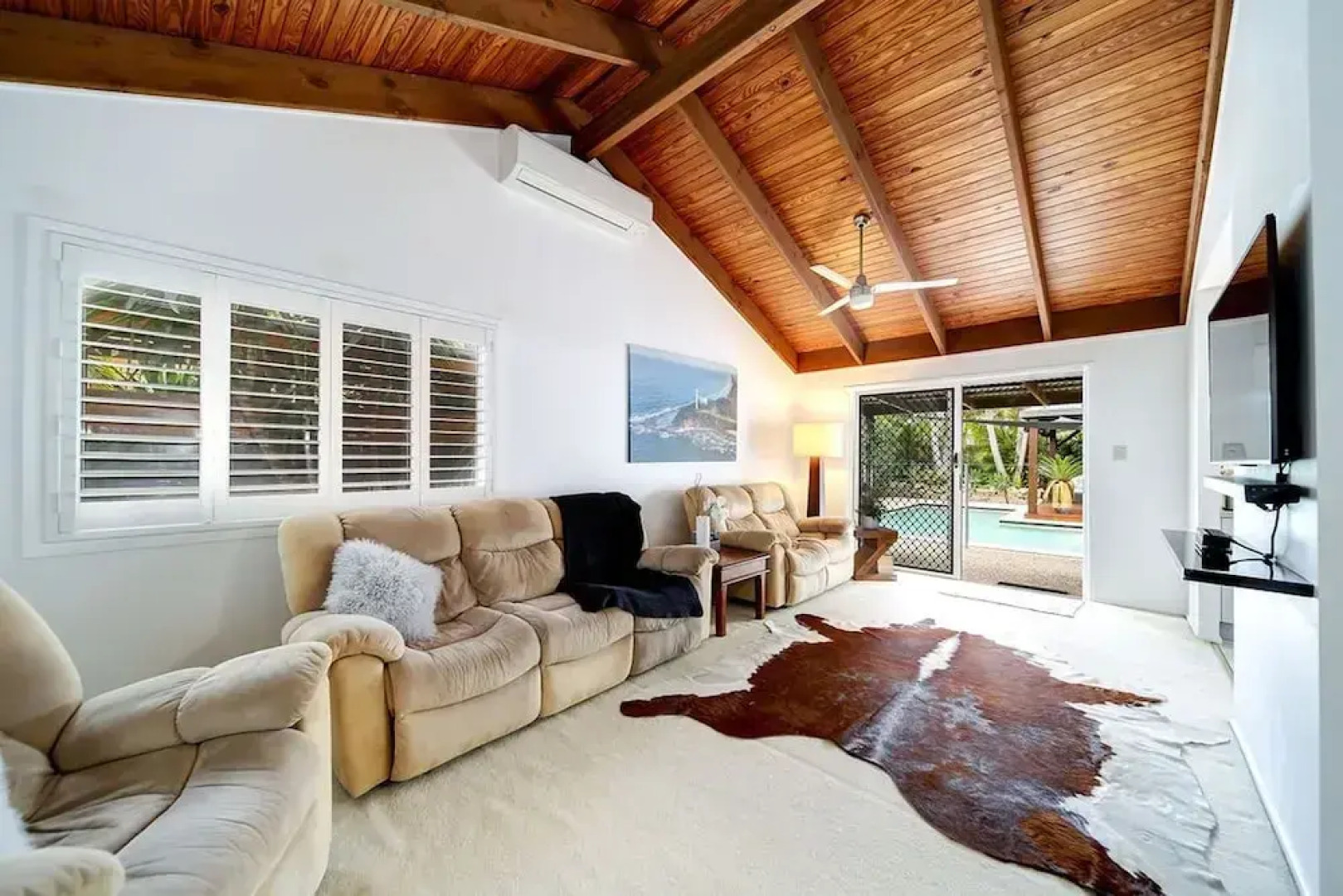 Best Location Welcoming Home