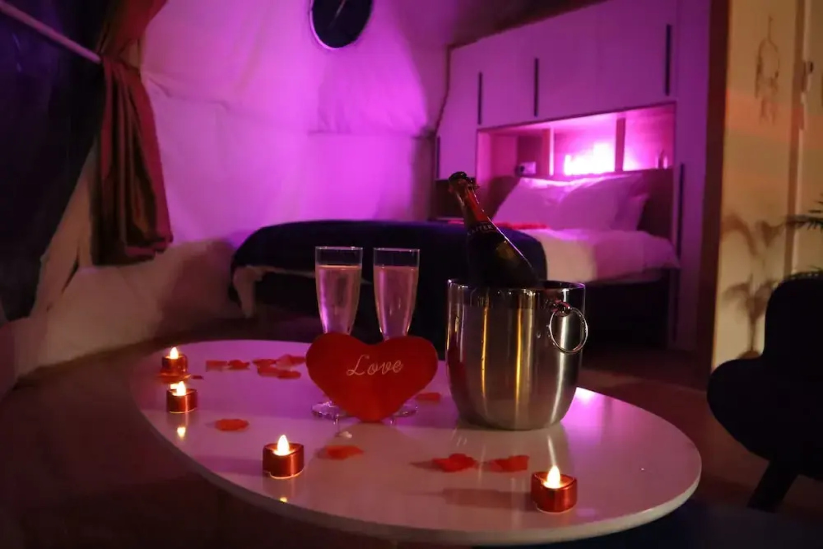 Glamping dome les cigales