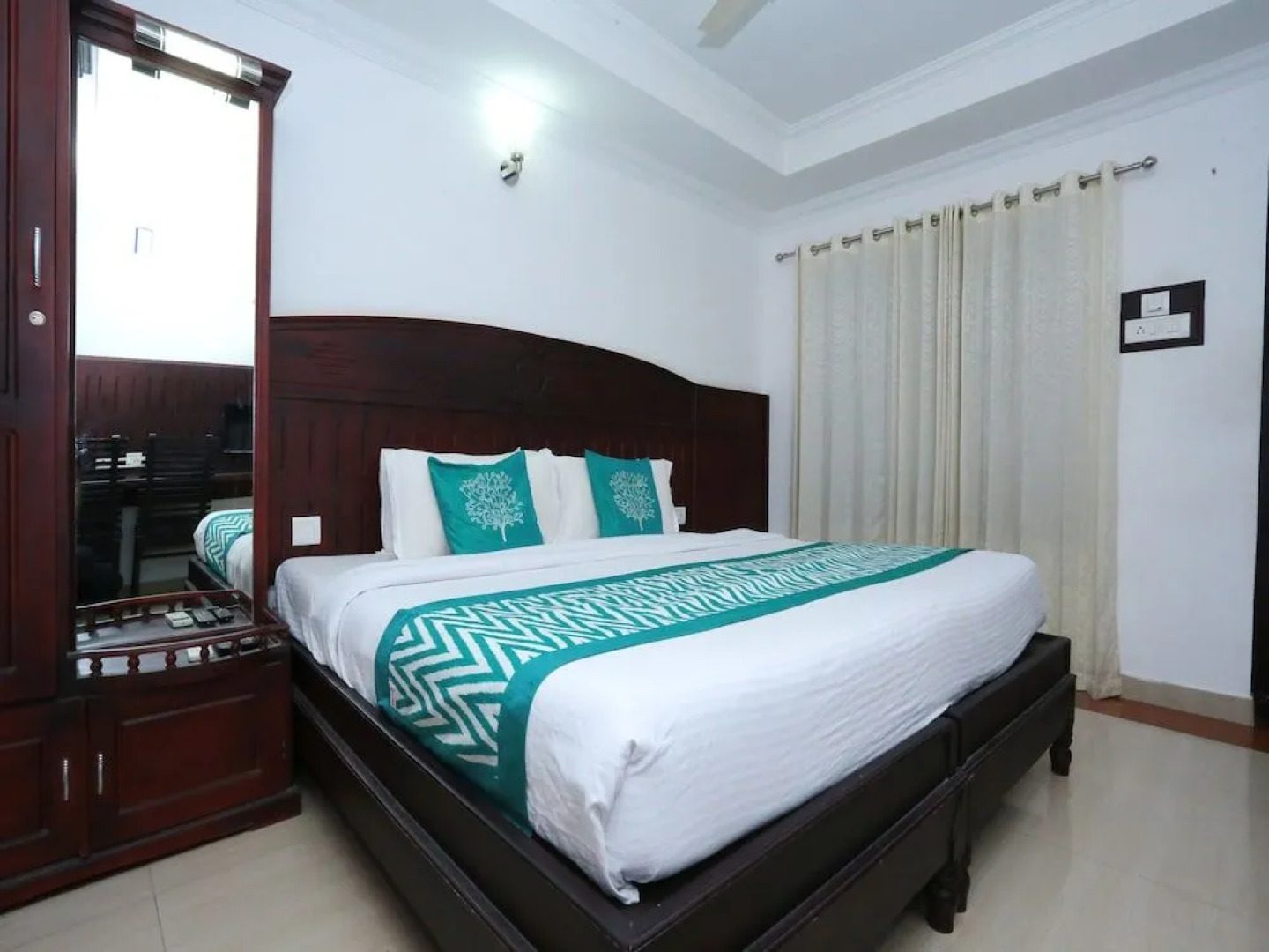 OYO 3020 Sheelisach Inn