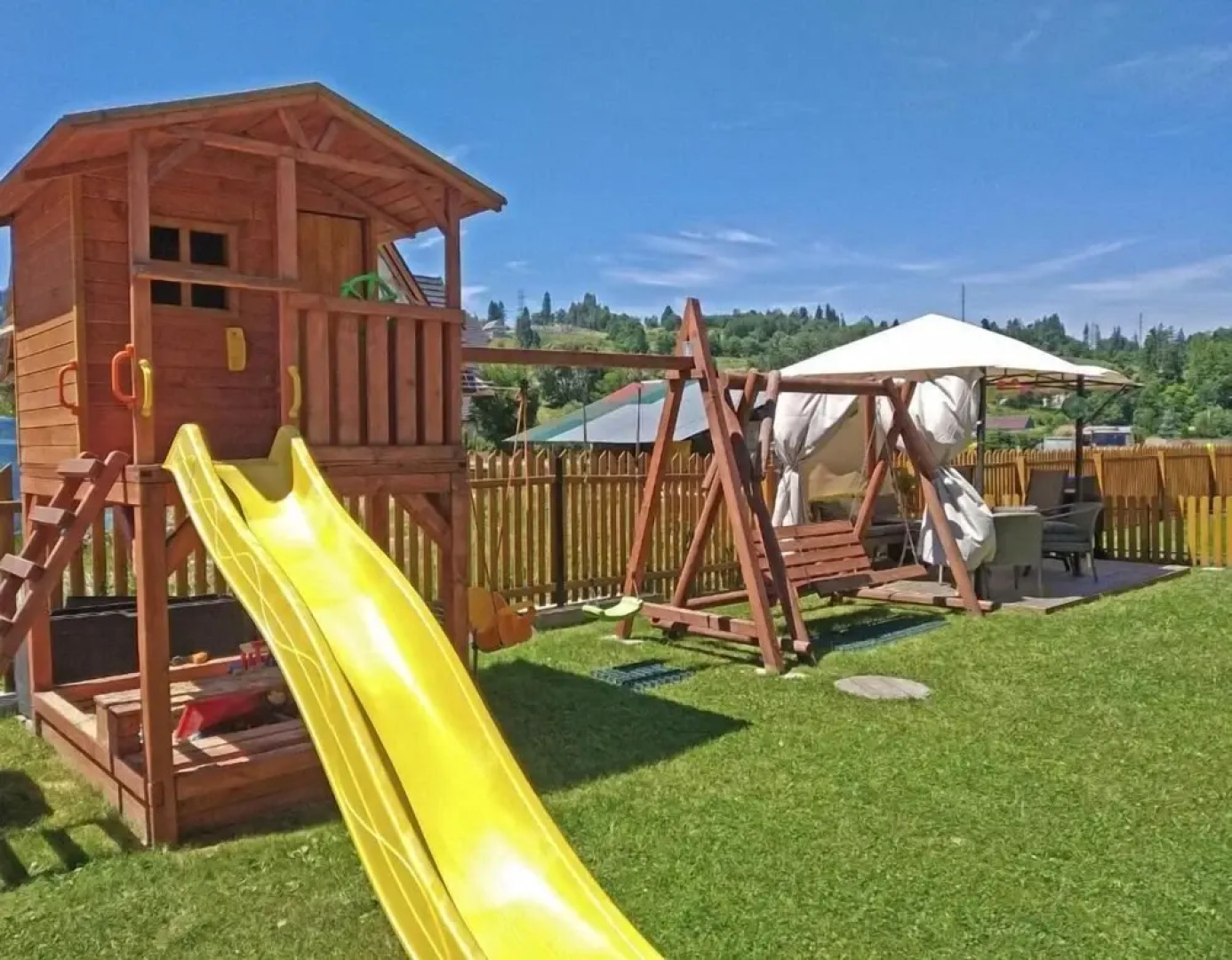 Sloneczny Dworek Guest House